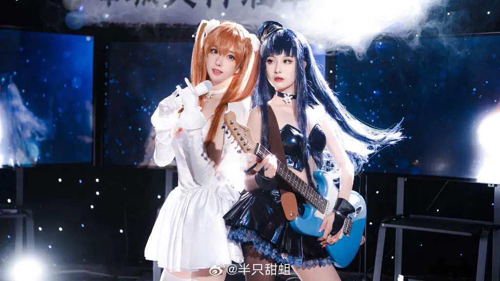cosplay 吉他与钢琴的合奏被突如其来的歌声加入 白色相簿2  冬马和纱@米喵 小木曾雪菜@半只甜蛆 COSPLAY-第3张