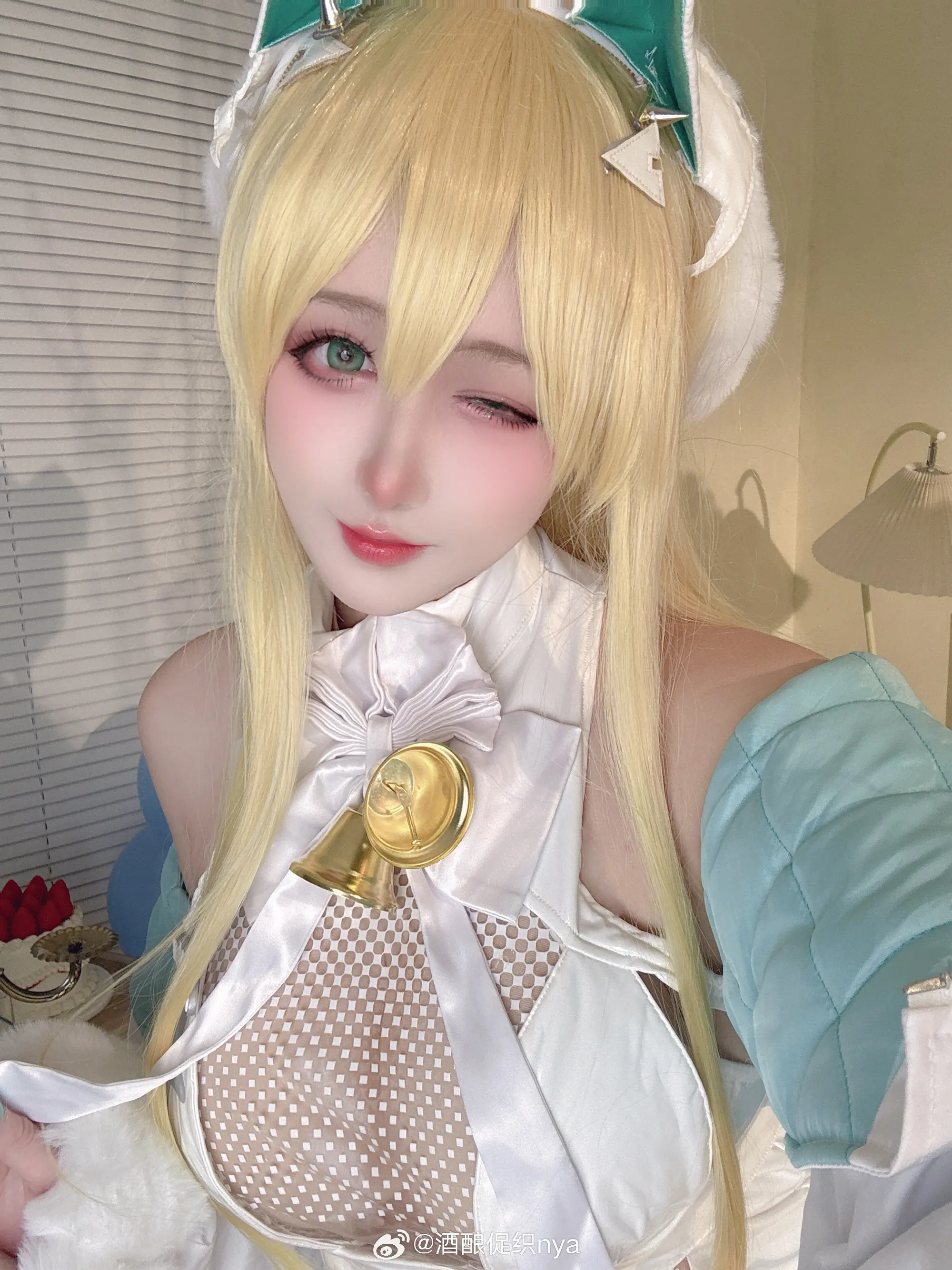 cosplay nikke:胜利女神 是圣诞露菲～我的美丽仓管老婆 @酒酿促织nya COSPLAY-第6张