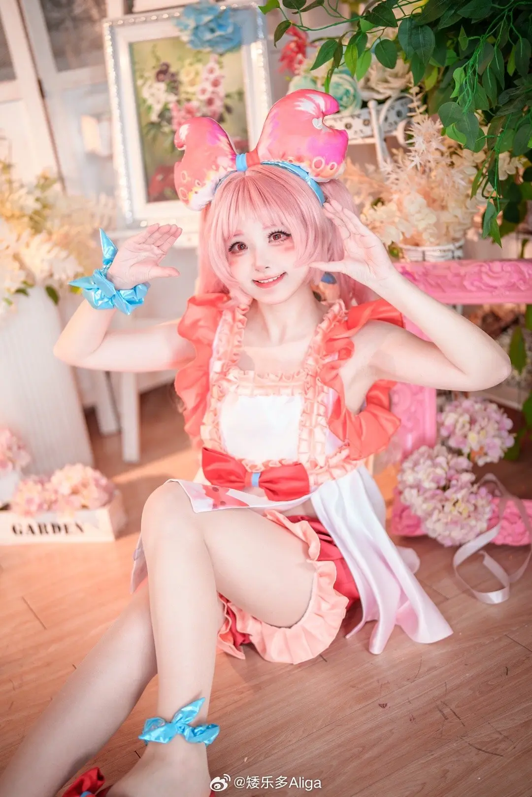 cosplay 你更喜欢哪个？@矮乐多Aliga-公众号小姨ai