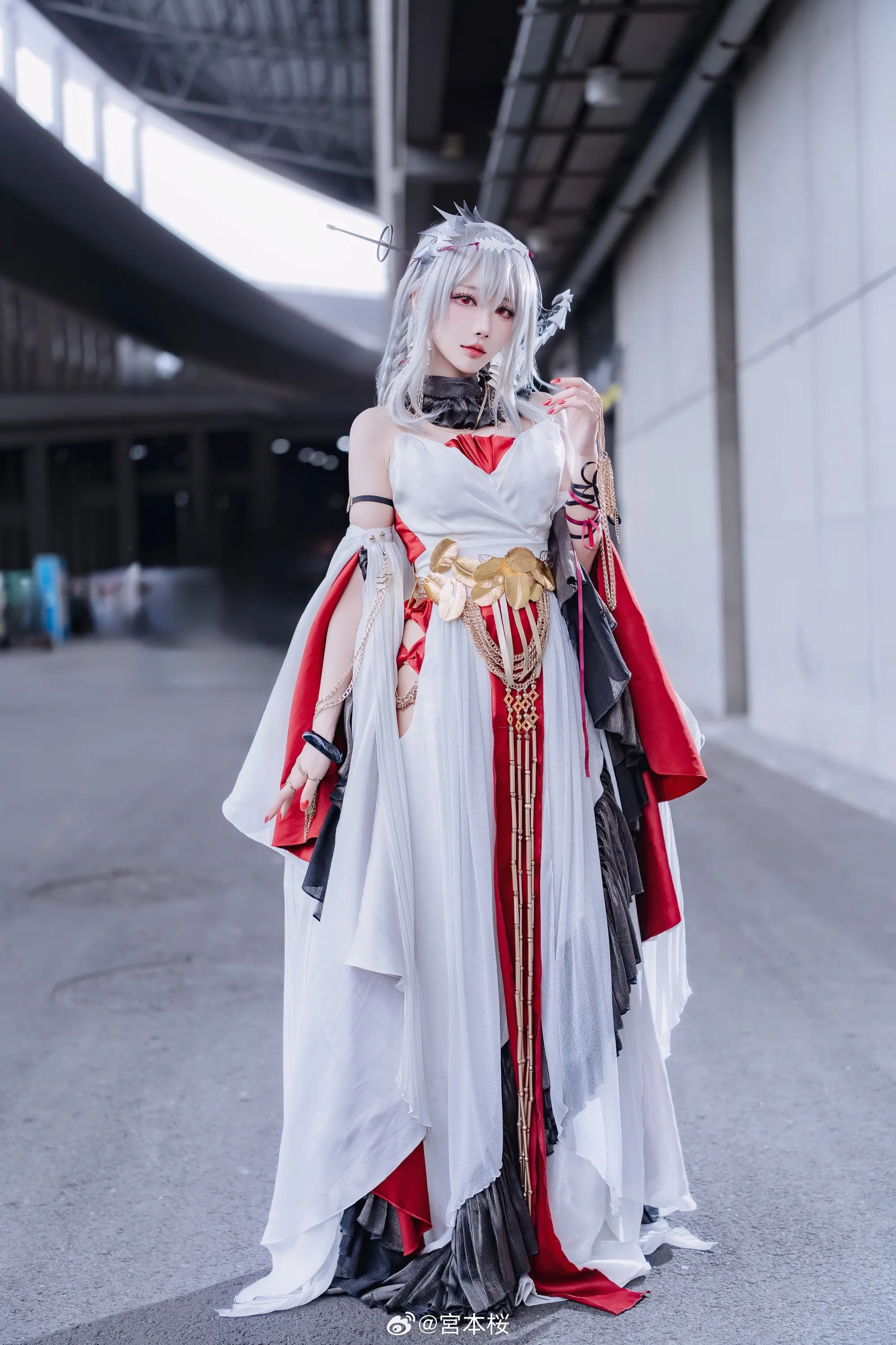 COSPLAY 明日方舟 浊心斯卡蒂@宮本桜-公众号小姨ai