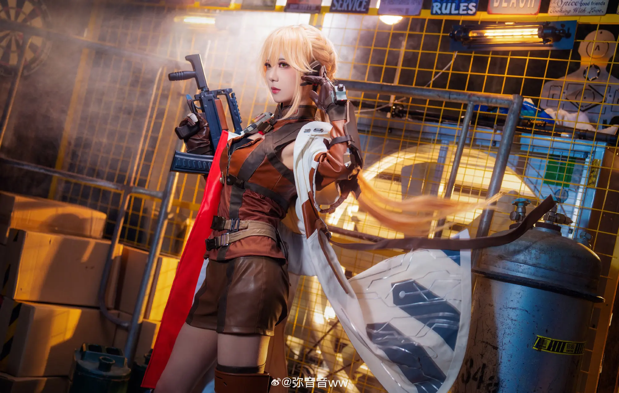 少女前线2追放 艾莫号人形小队队长 —闪电@弥音音ww COSPLAY-第4张