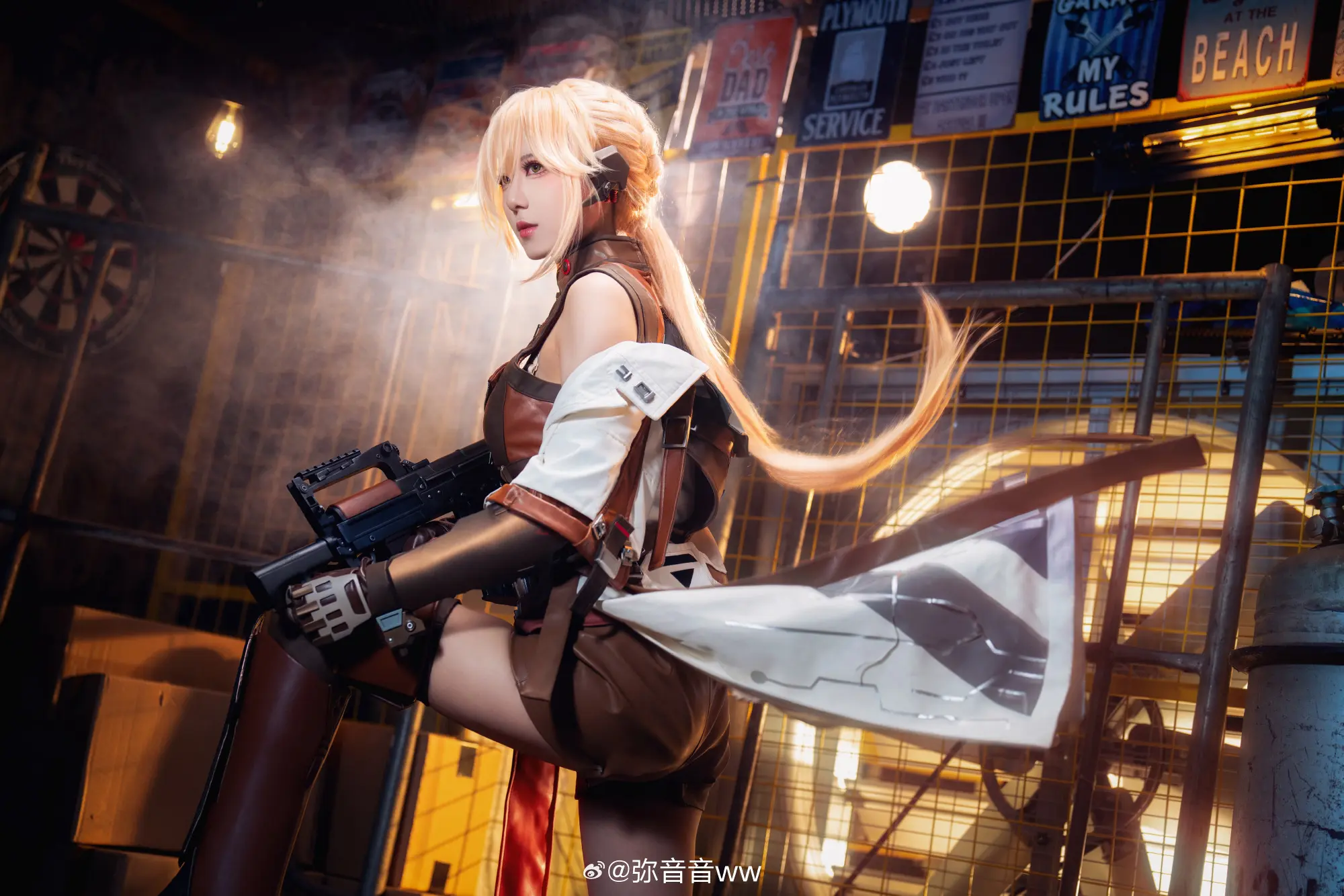 少女前线2追放 艾莫号人形小队队长 —闪电@弥音音ww COSPLAY-第8张