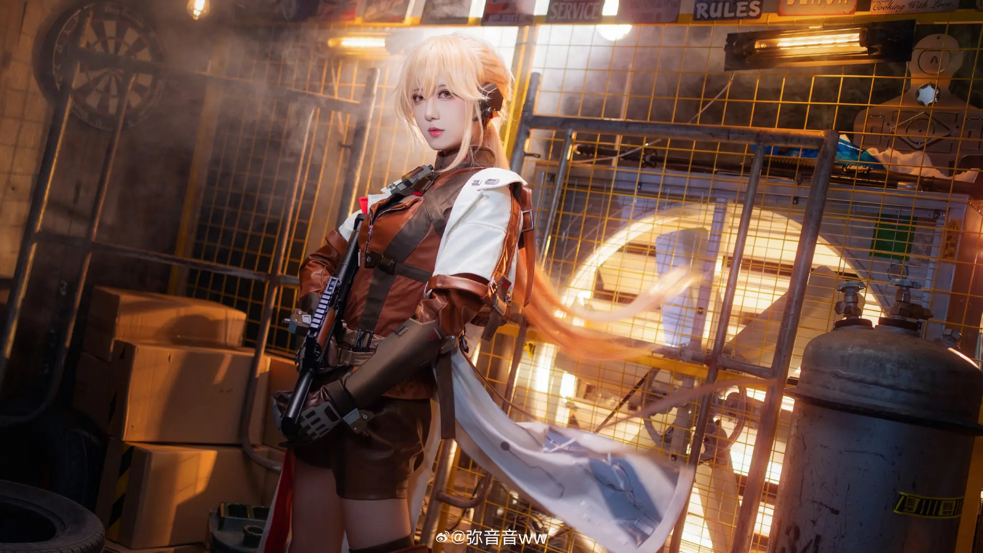 少女前线2追放 艾莫号人形小队队长 —闪电@弥音音ww COSPLAY-第9张