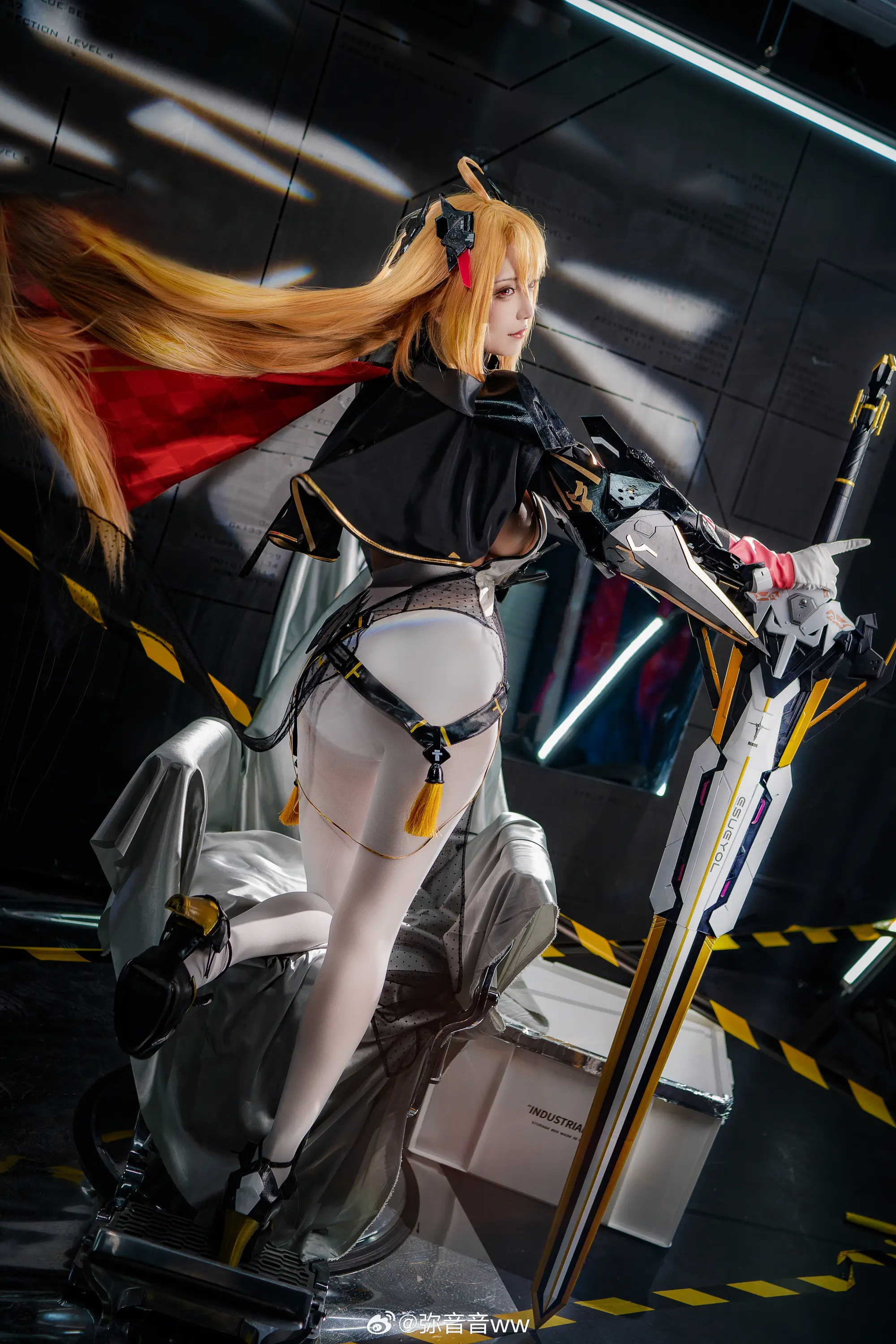 COSPLAY 先提前说声抱歉，出于个人习惯，我可能会在不经意间插手一些事务。 交错战线 灭刃部队——咎瓦尤斯@弥音音ww COSPLAY-第5张