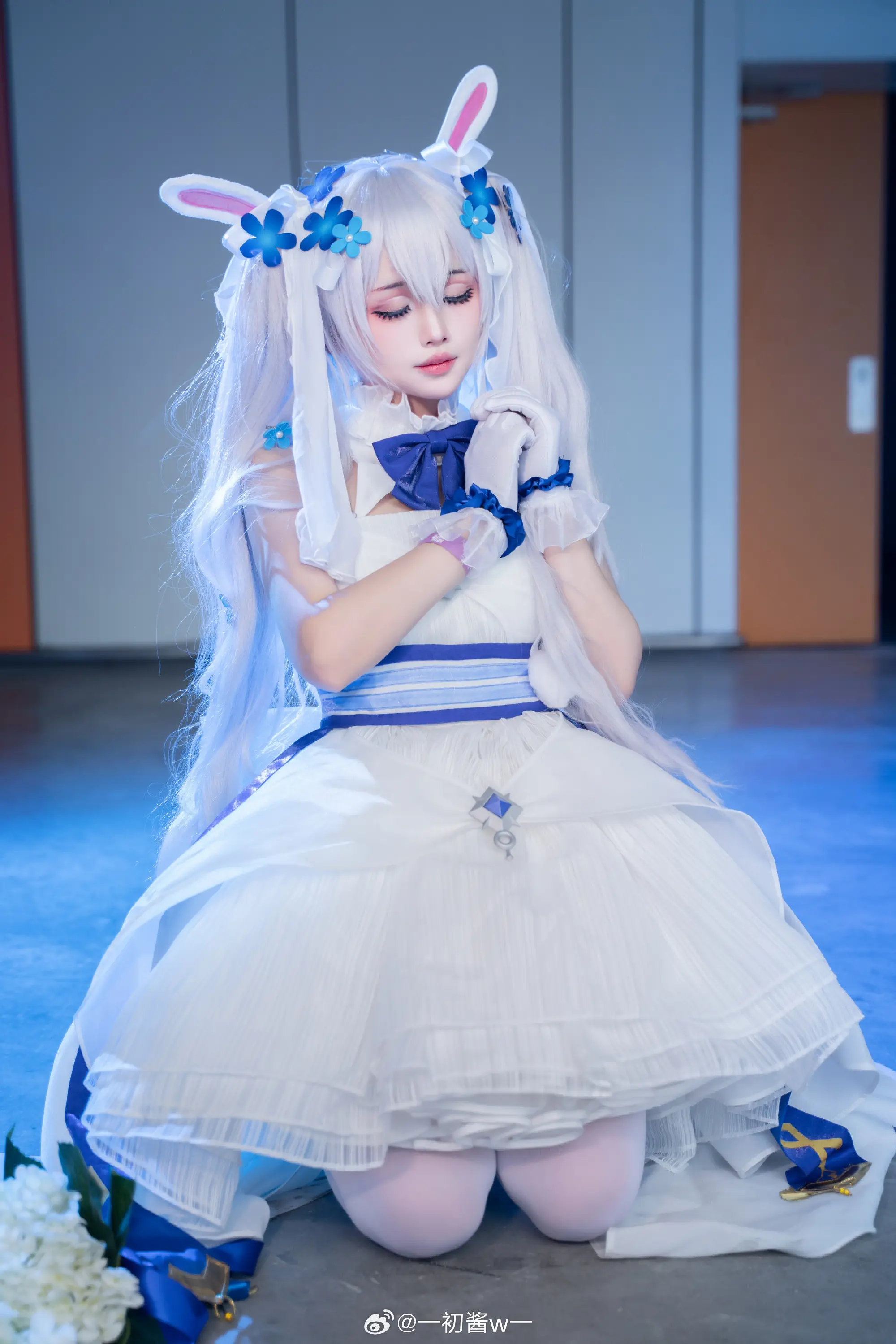 COSPLAY 拉菲 白兔誓约～碧蓝航线 @一初酱w一 COSPLAY-第8张