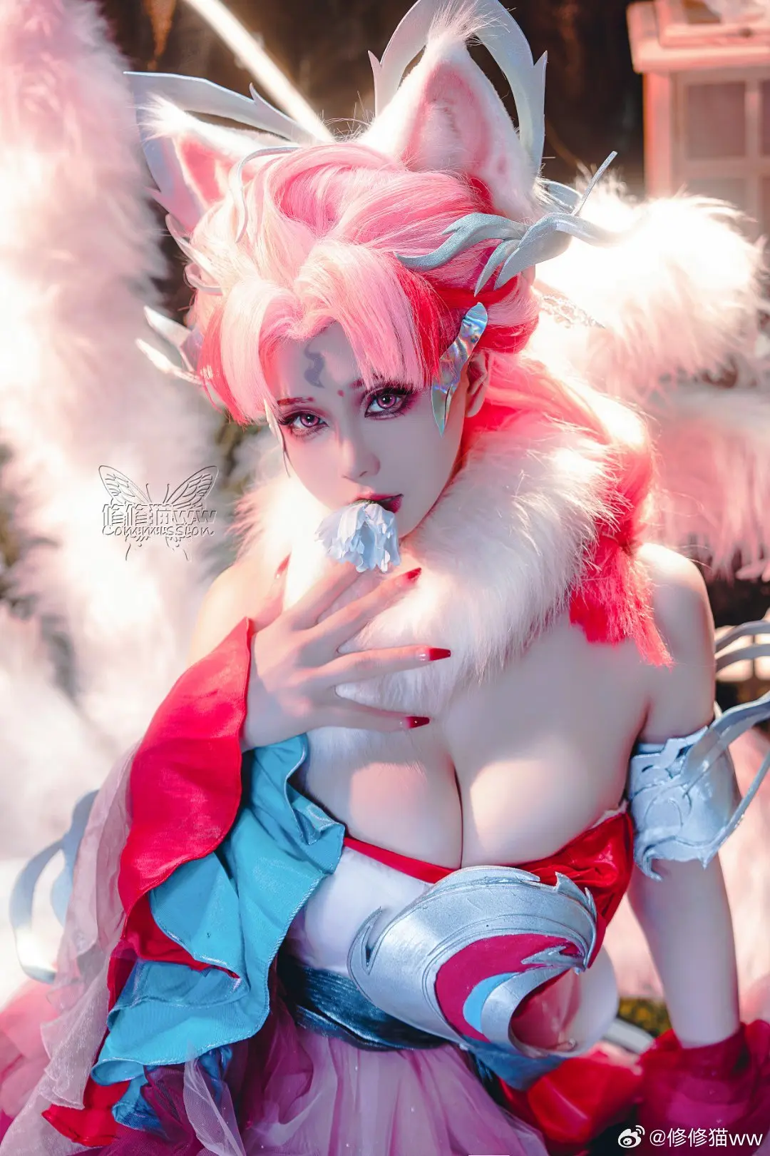 听说人和妖一样，都喜欢把本相藏起来cosplay 王者荣耀 妲己@修修猫ww-公众号小姨ai