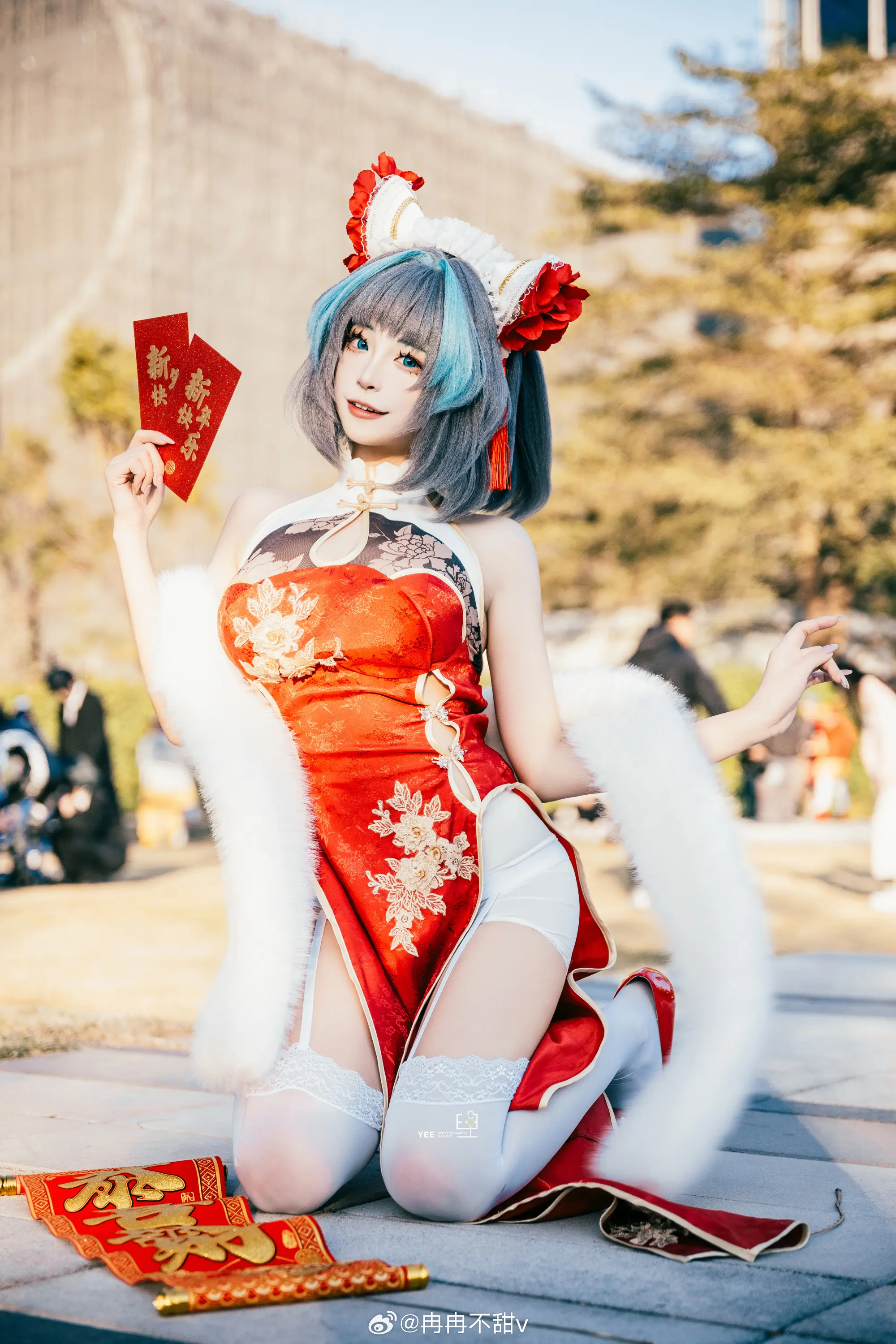 COSPLAY 碧蓝航线 和柴郡一起迎接新年叭～@冉冉不甜v-公众号小姨ai