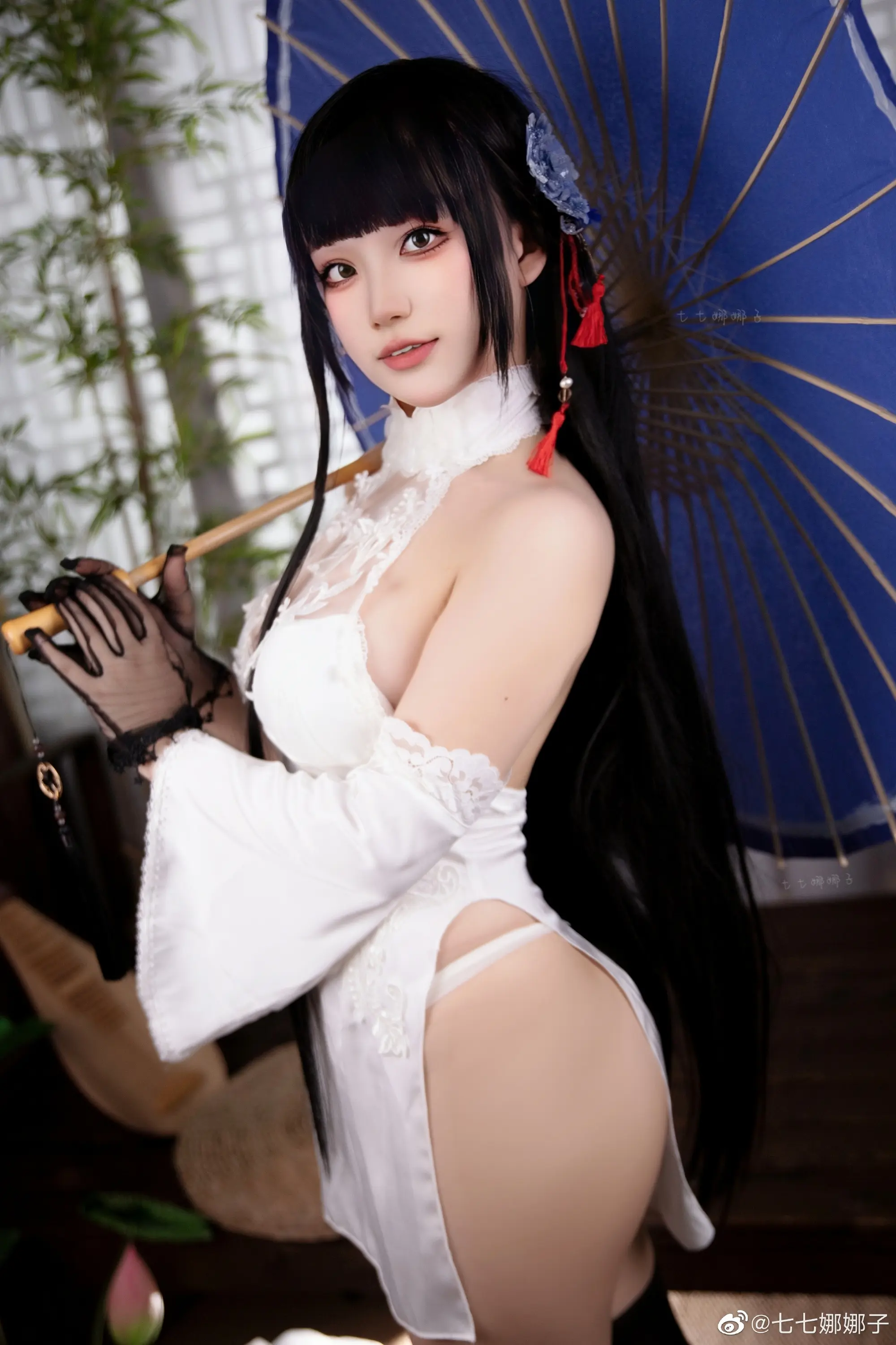 指挥官喜欢这身旗袍吗？ 碧蓝航线 逸仙@七七娜娜子-公众号小姨ai