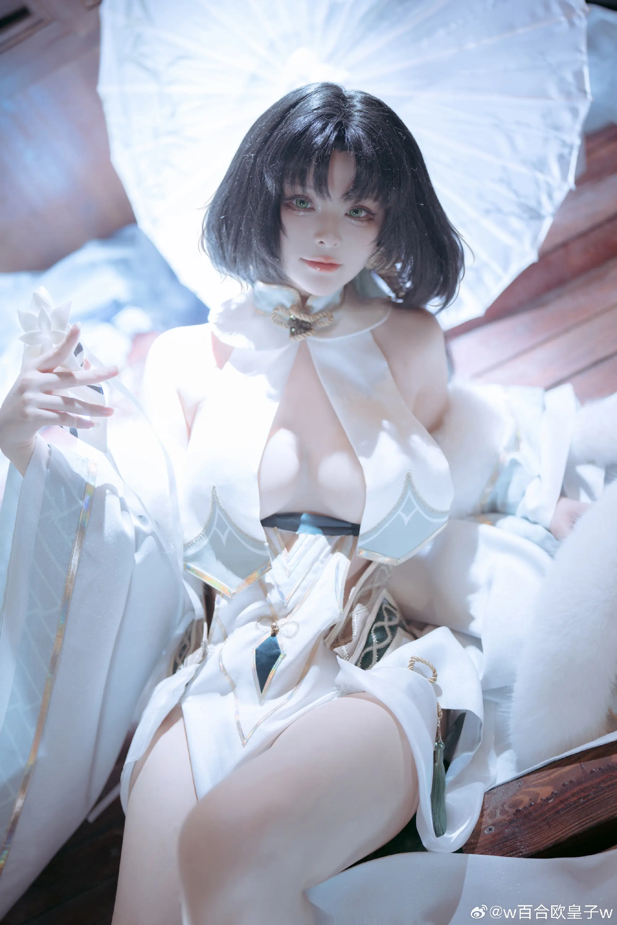 COSPLAY 指挥官，欢迎回来。嗯？你说在这种场合下，总感觉有点幽怨……啊……抱歉，下次我会更注意氛围的…… 碧蓝航线  寰昌「月下蹁跹」@w百合欧皇子w-公众号小姨ai