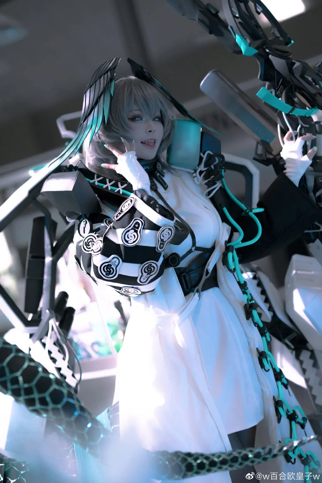 COSPLAY 明日方舟 //霍尔海雅@w百合欧皇子w COSPLAY-第2张