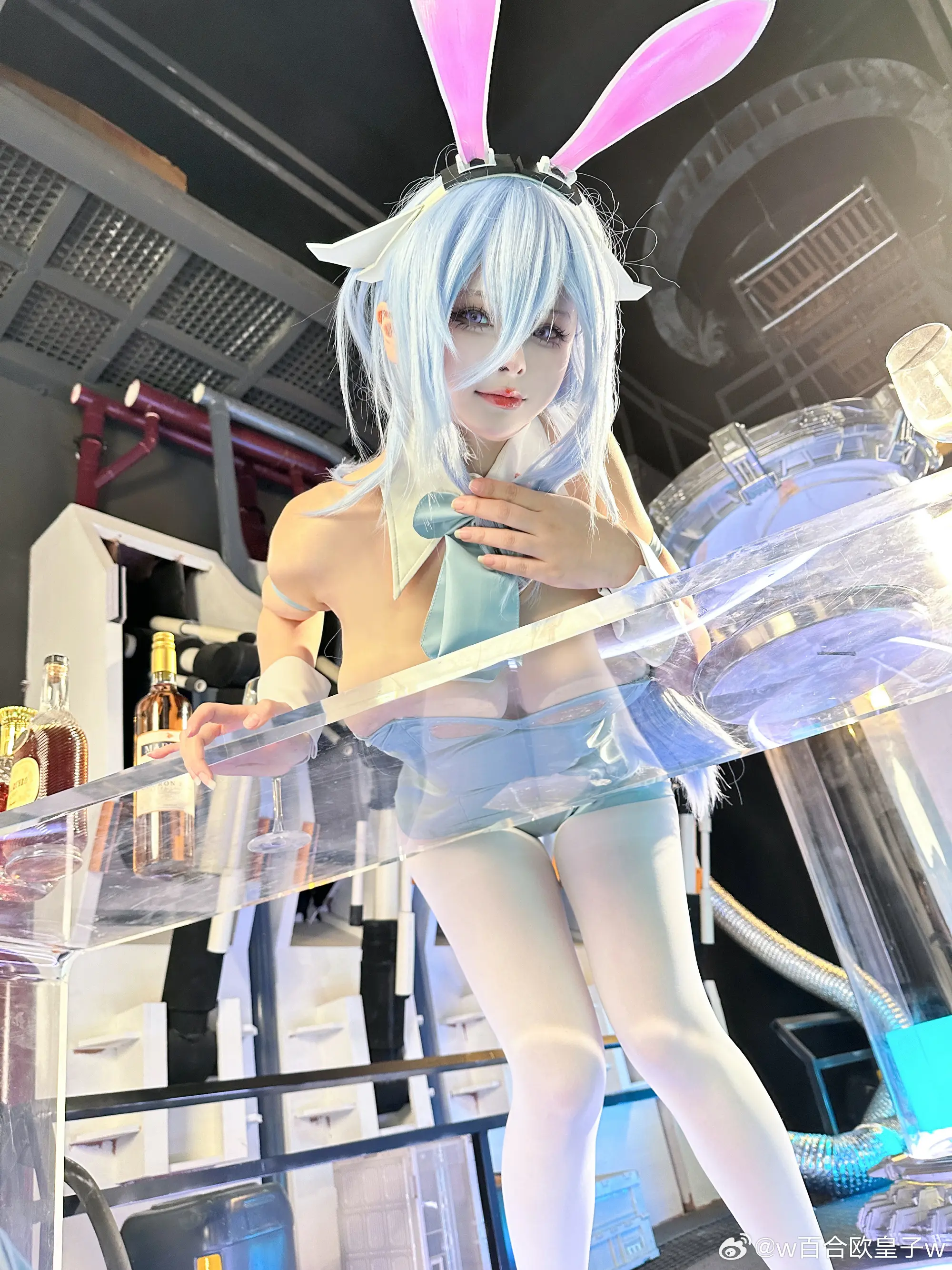 COSPLAY 这是本日的酒水单，指挥官，想喝什么呢？我的推荐？嗯……这……呃……碧蓝航线@w百合欧皇子w COSPLAY-第6张