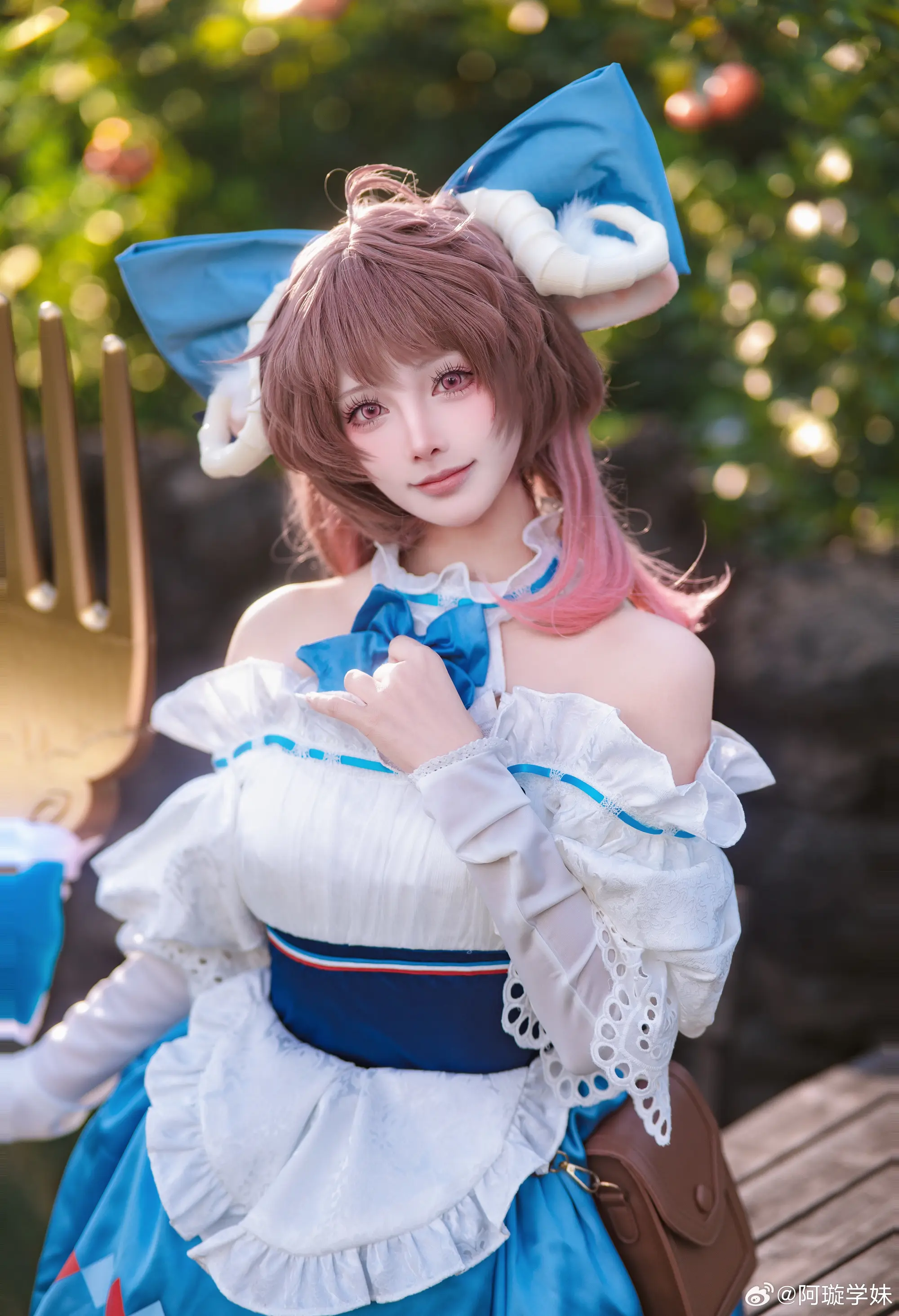 COSPLAY 要跟小羊一起去野餐吗  明日方舟 艾雅法拉@阿璇学妹-公众号小姨ai