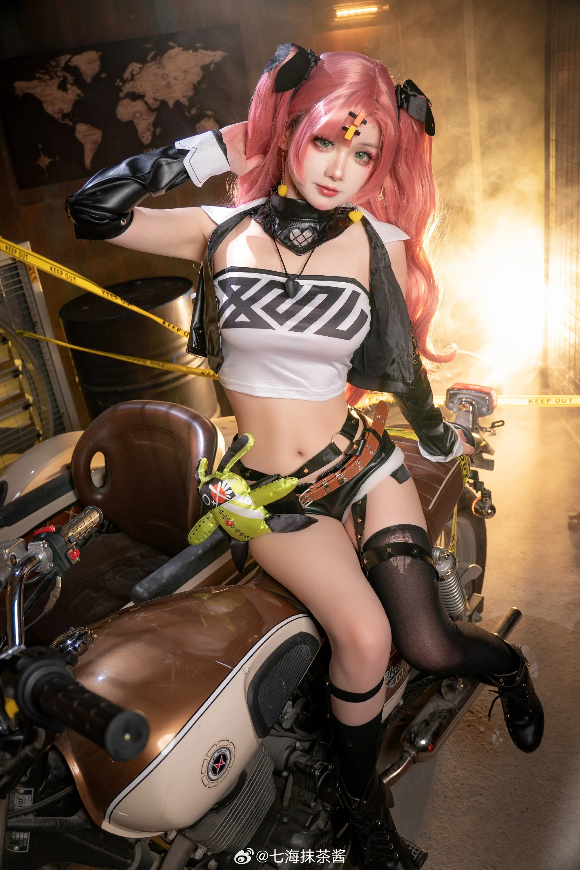 COSPLAY 妮可老大来噜～ 绝区零 妮可德玛拉@七海抹茶酱-公众号小姨ai