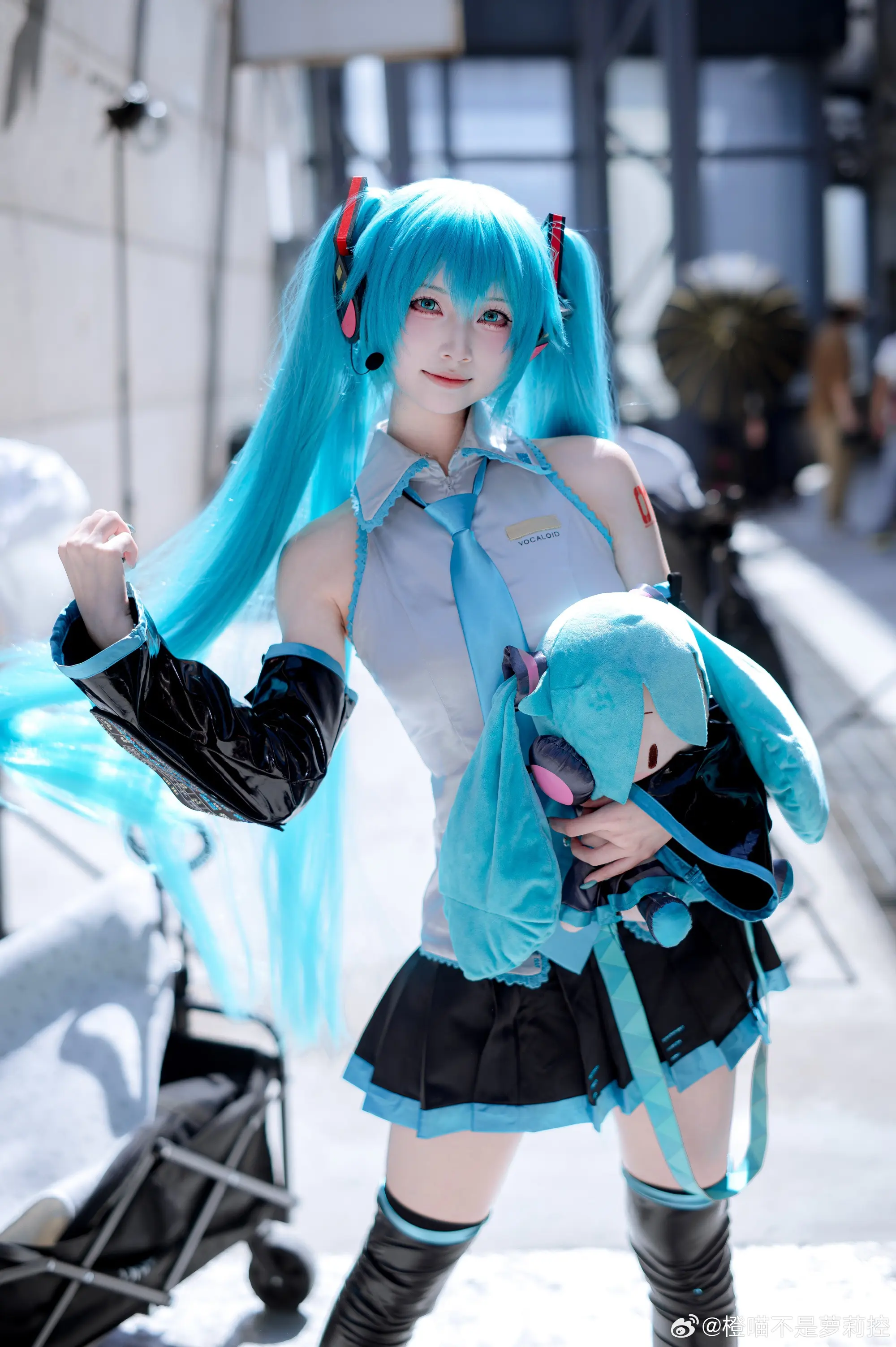 COSPLAY 这么会甩头发不要命了 初音未来@橙喵不是萝莉控 COSPLAY-第8张