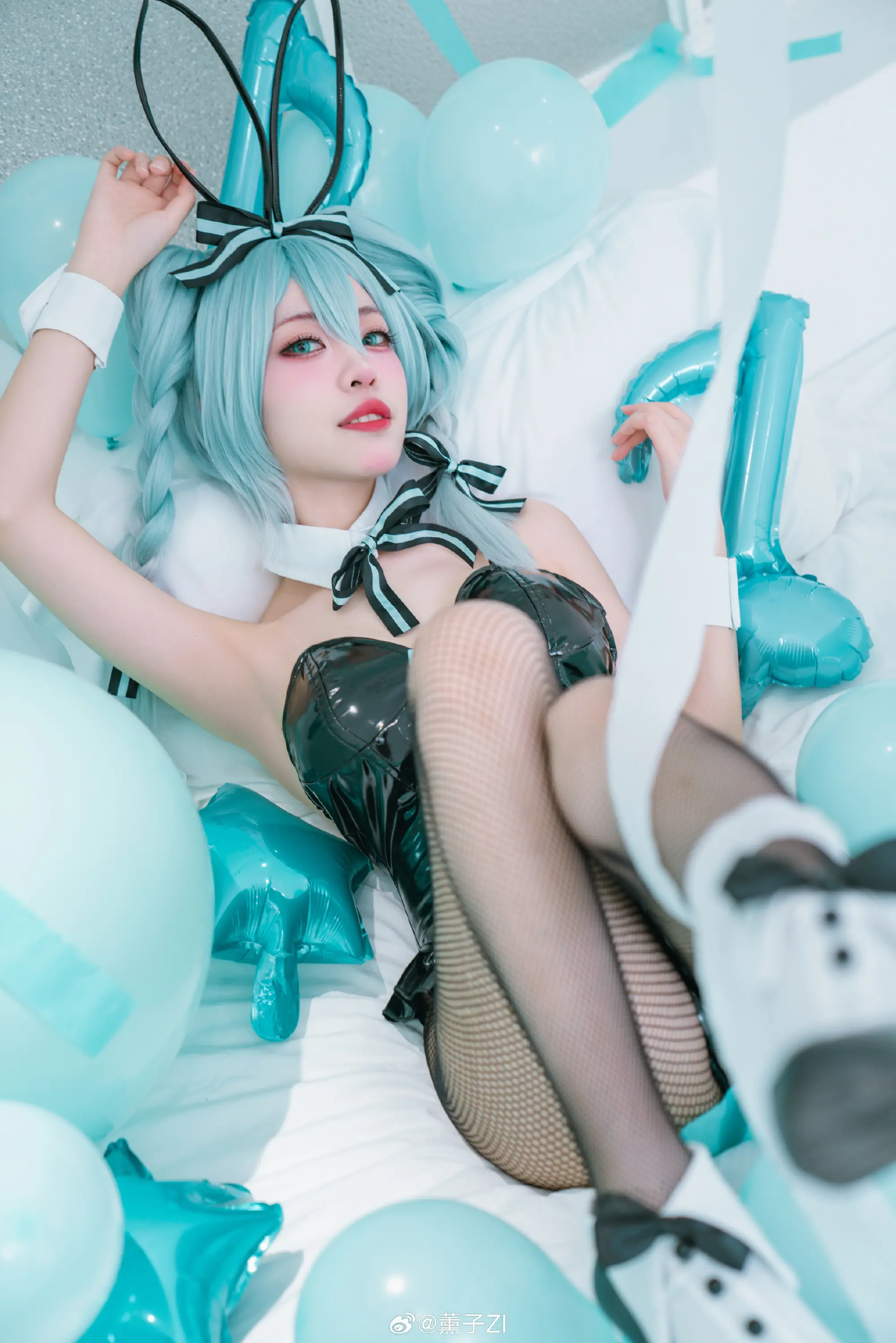 COSPLAY 今日份的兔兔能量吃啊请吃 初音ミク@薰子ZI COSPLAY-第9张