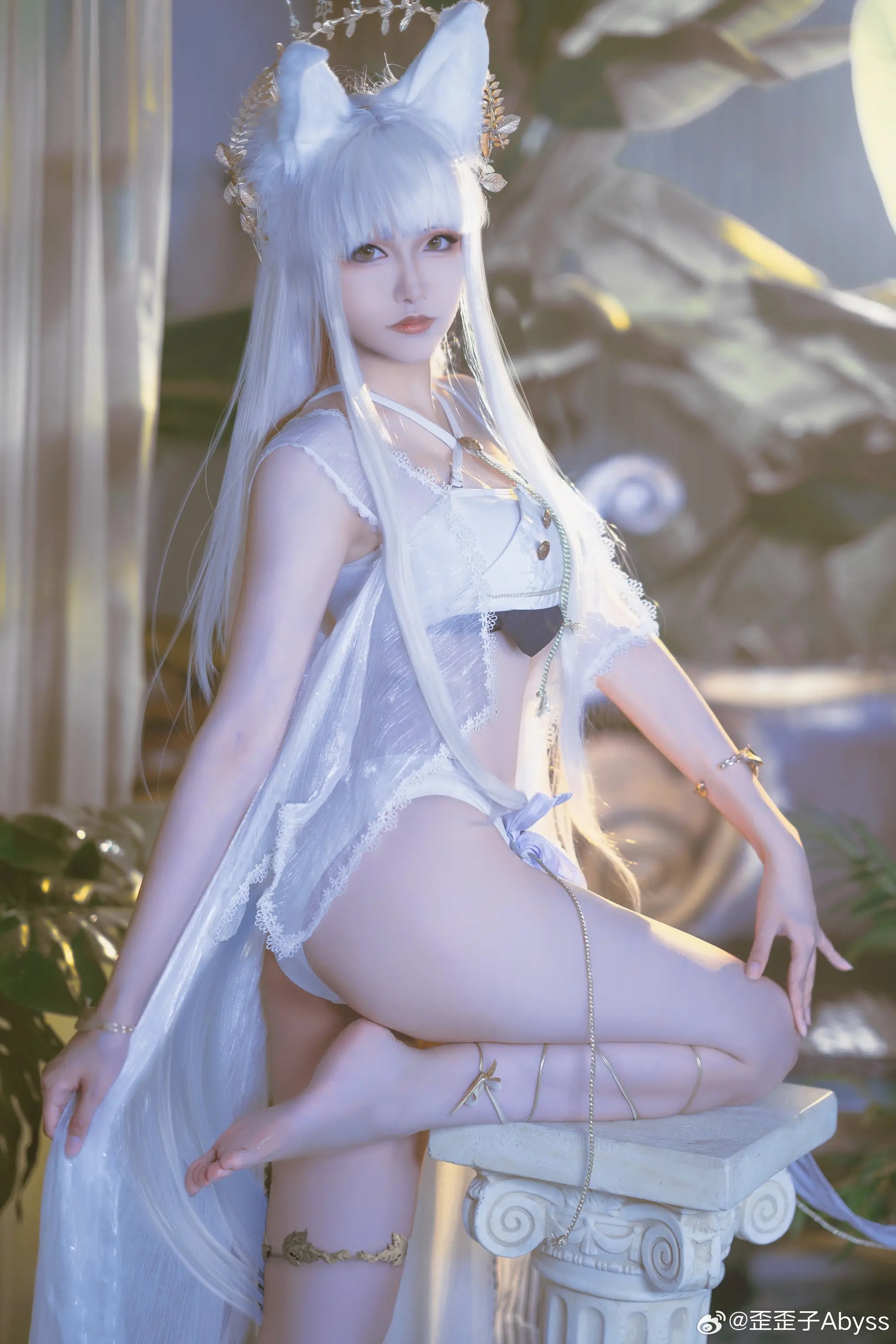 COSPLAY 前年的图终于吐出来了  明日方舟 白金@歪歪子Abyss-公众号小姨ai