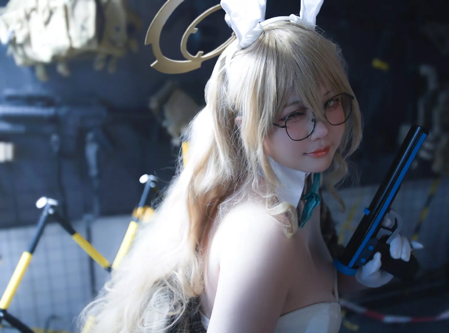 COSPLAY 这样就能成为更完美的…「兔子」了哦。蔚蓝档案@慧眼的奈娜 COSPLAY-第4张