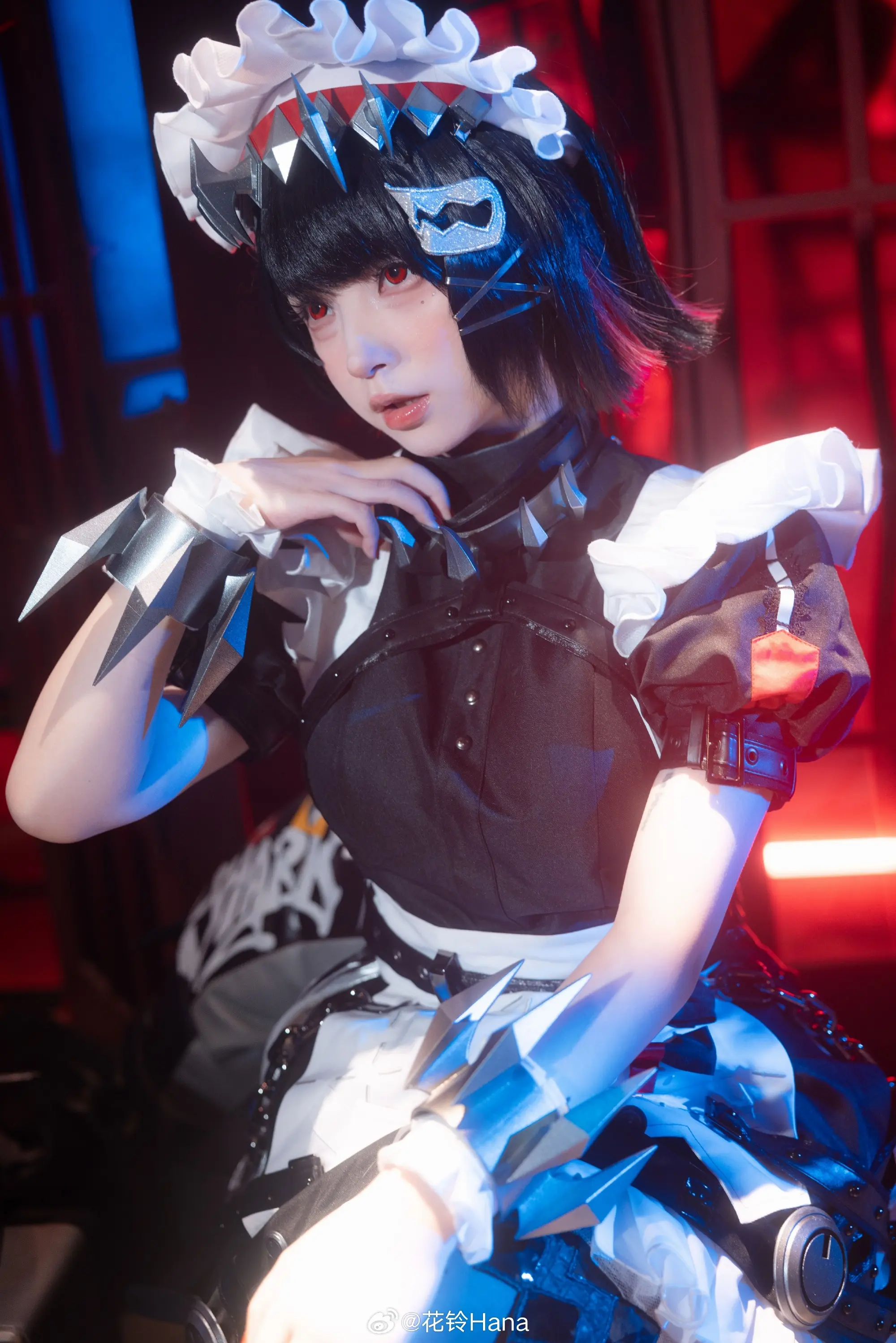COSPLAY 就是你害得我下班时间延后的？ 绝区零@花铃Hana-公众号小姨ai