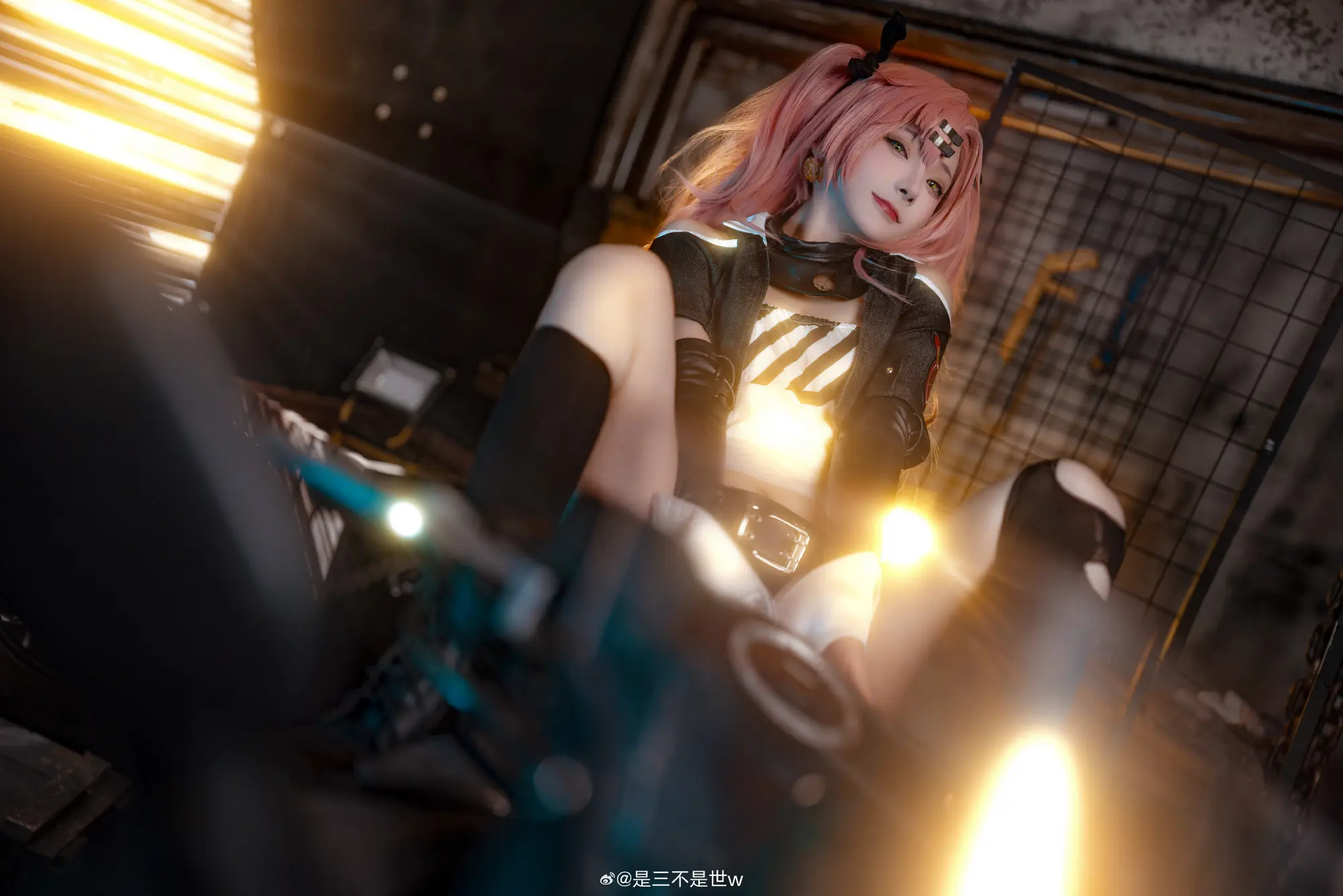 COSPLAY 明智之选！不过提前说好，我的出场费可不低哦！ 绝区零 妮可@是三不是世w COSPLAY-第4张