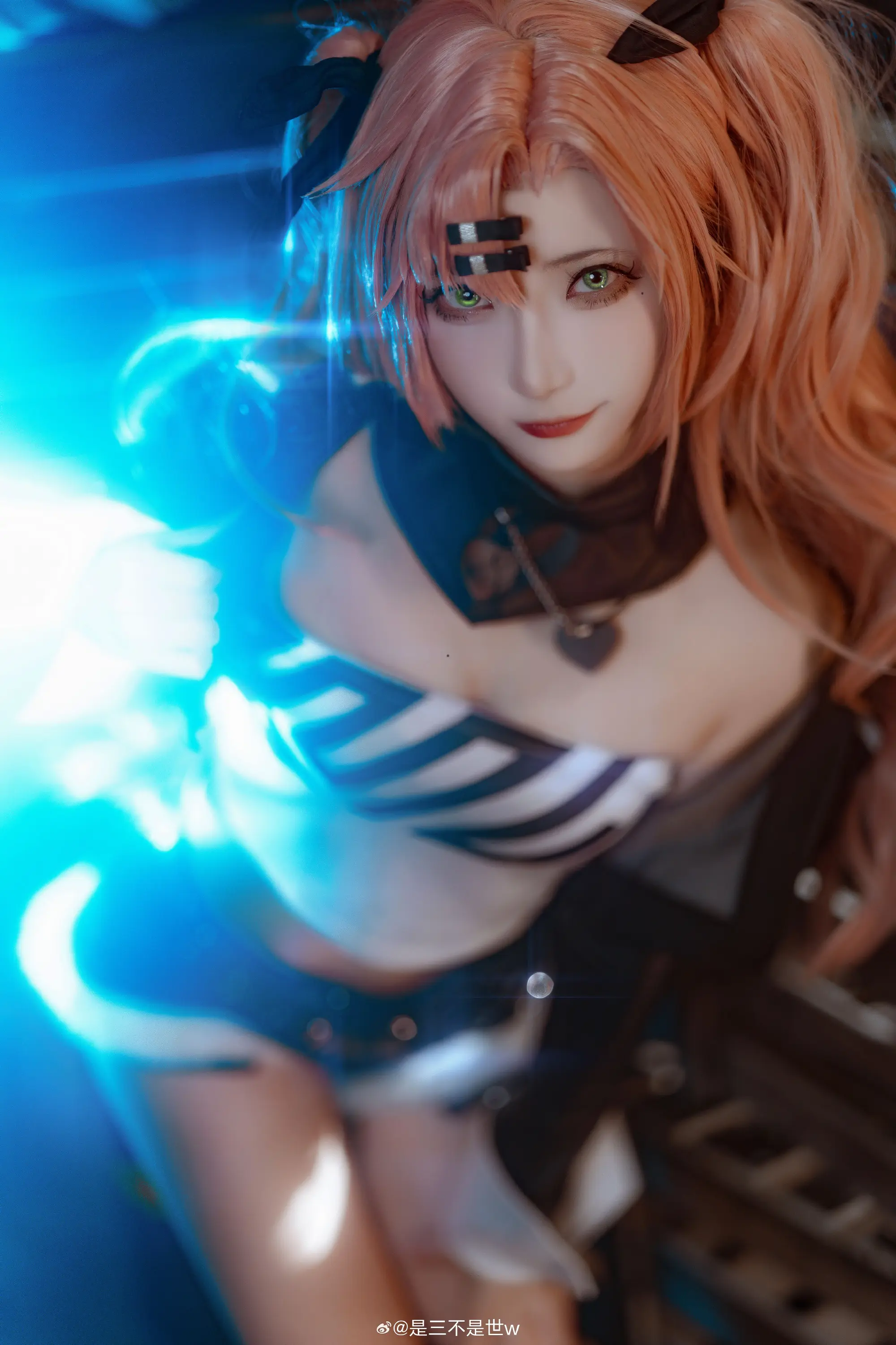 COSPLAY 明智之选！不过提前说好，我的出场费可不低哦！ 绝区零 妮可@是三不是世w COSPLAY-第3张