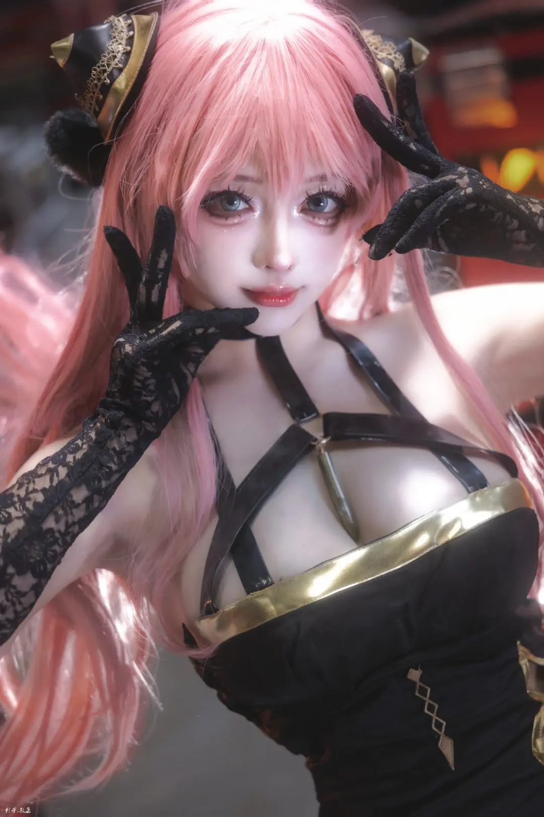 COSPLAY 间谍过家家 阿尼亚（成年）@只是简言-公众号小姨ai