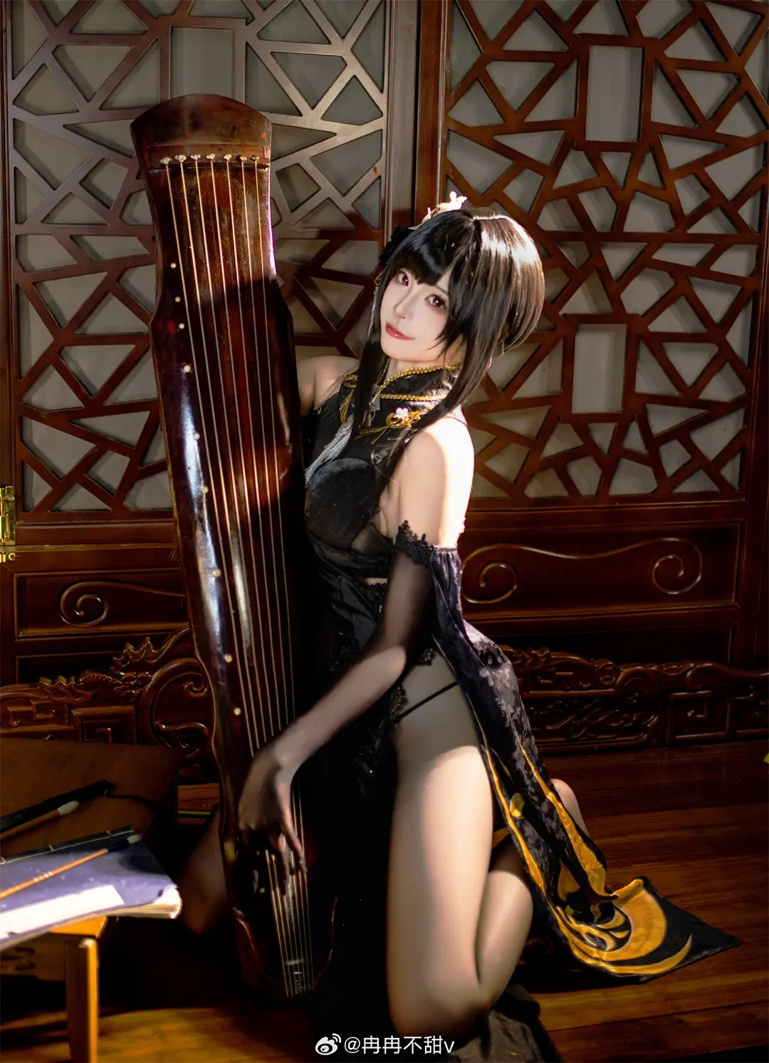 COSPLAY 你该不会，只是想和我闲聊吧？ 碧蓝航线 镇海旗袍· 奇奢华苑@冉冉不甜v-公众号小姨ai