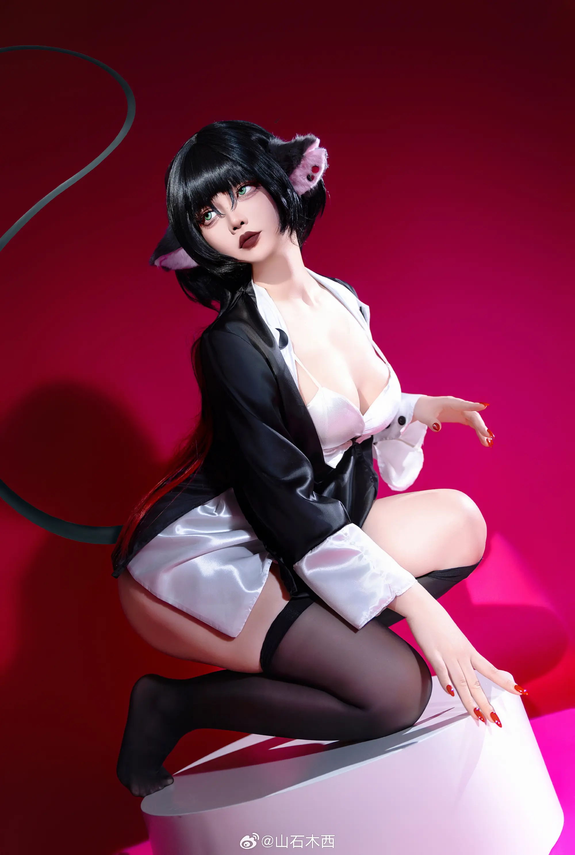 COSPLAY 我狠狠肝。衣服假发耳朵全部自己修修剪剪 绝区零 简杜@山石木西-公众号小姨ai