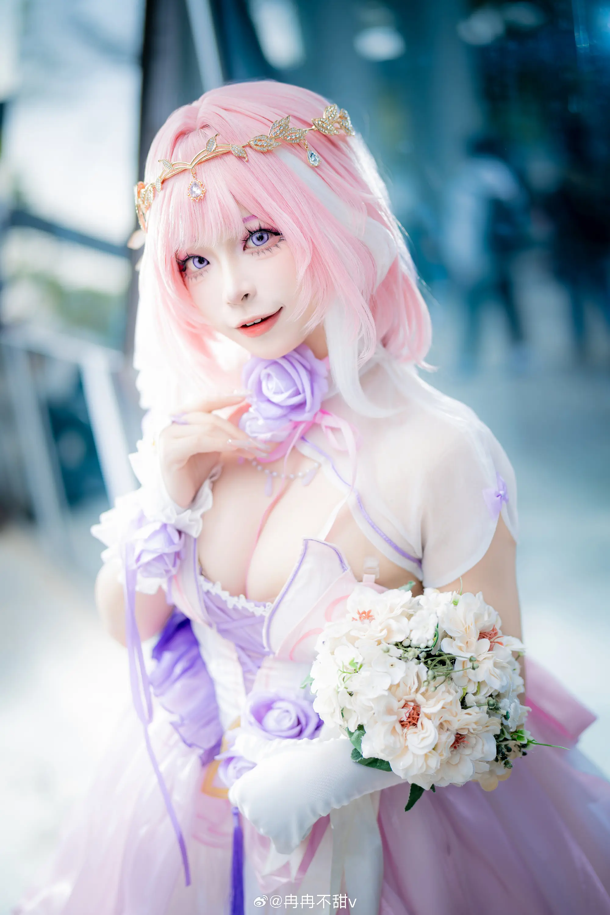 COSPLAY “我是说 我愿意…”崩坏3 喧鼓祈新@冉冉不甜v-公众号小姨ai