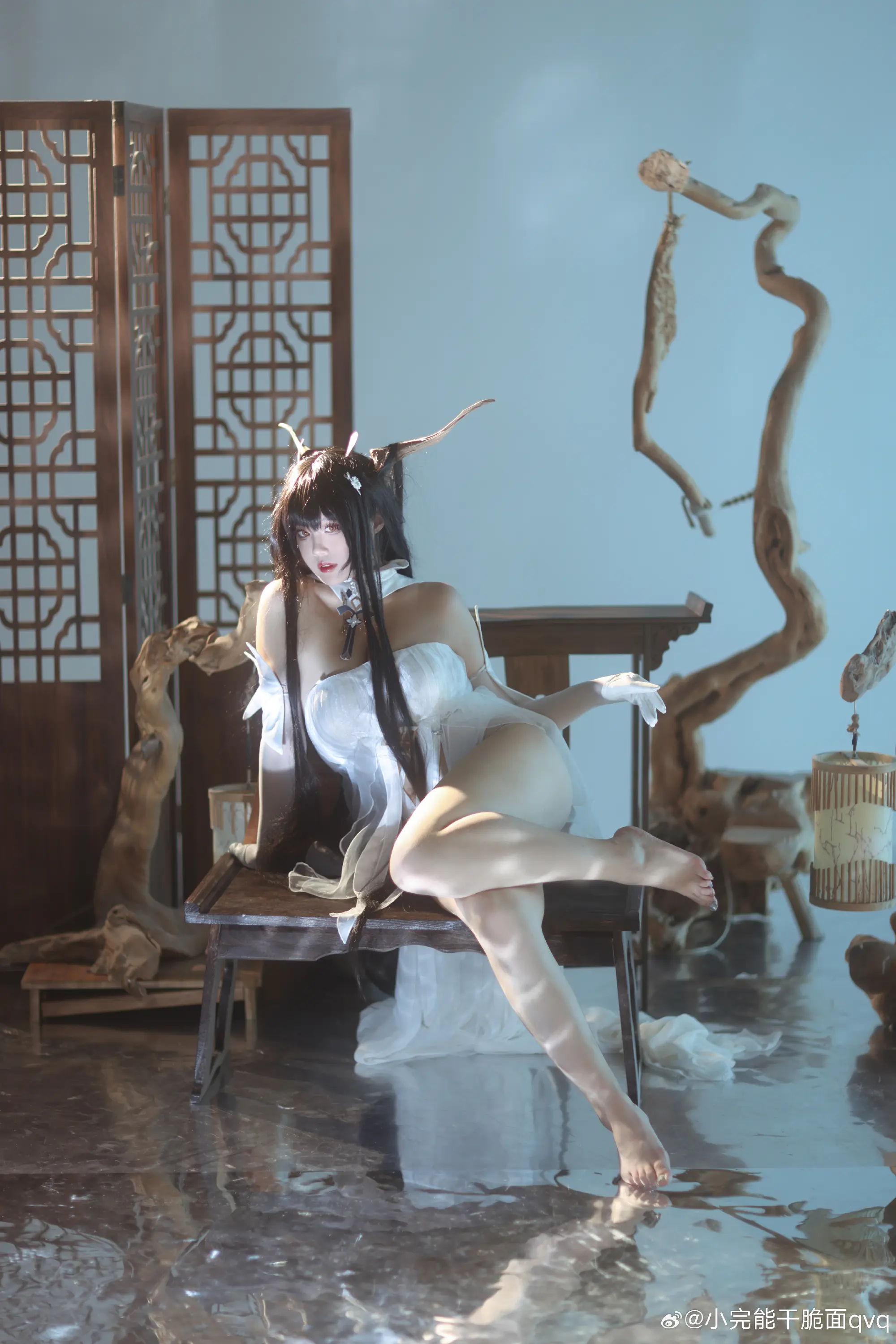 cosplay 碧蓝航线 航空母舰「不挠」参上！@小完能干脆面qvq-公众号小姨ai
