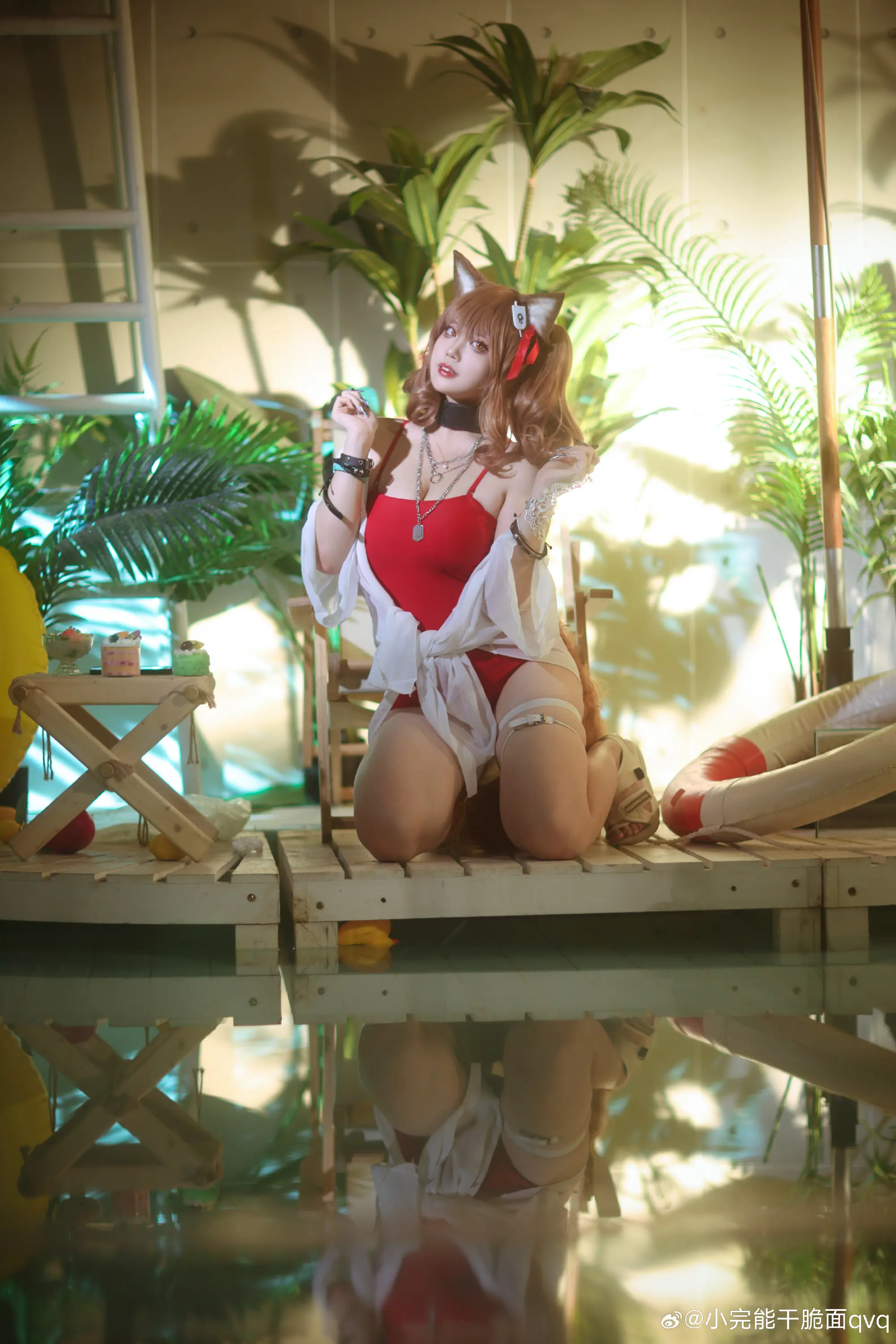 COSPLAY 明日方舟 //夏卉 FA017 – 安洁莉娜@小完能干脆面qvq-公众号小姨ai