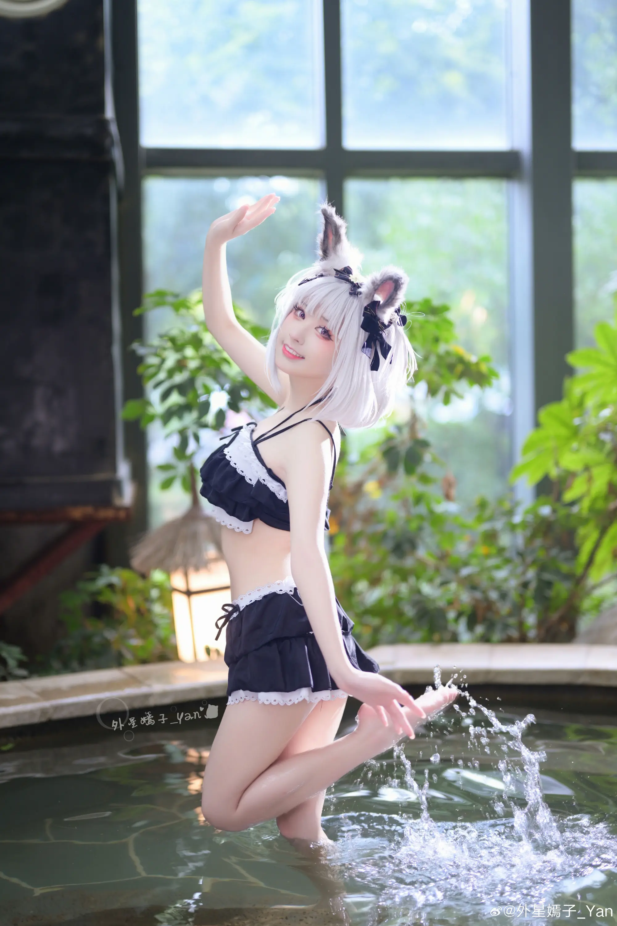 COSPLAY 兽耳控来咯！小狐狸变成人类的话…也会很可爱的吧~你说是吧是吧~嗯哼哼~@外星嫣子_Yan-公众号小姨ai