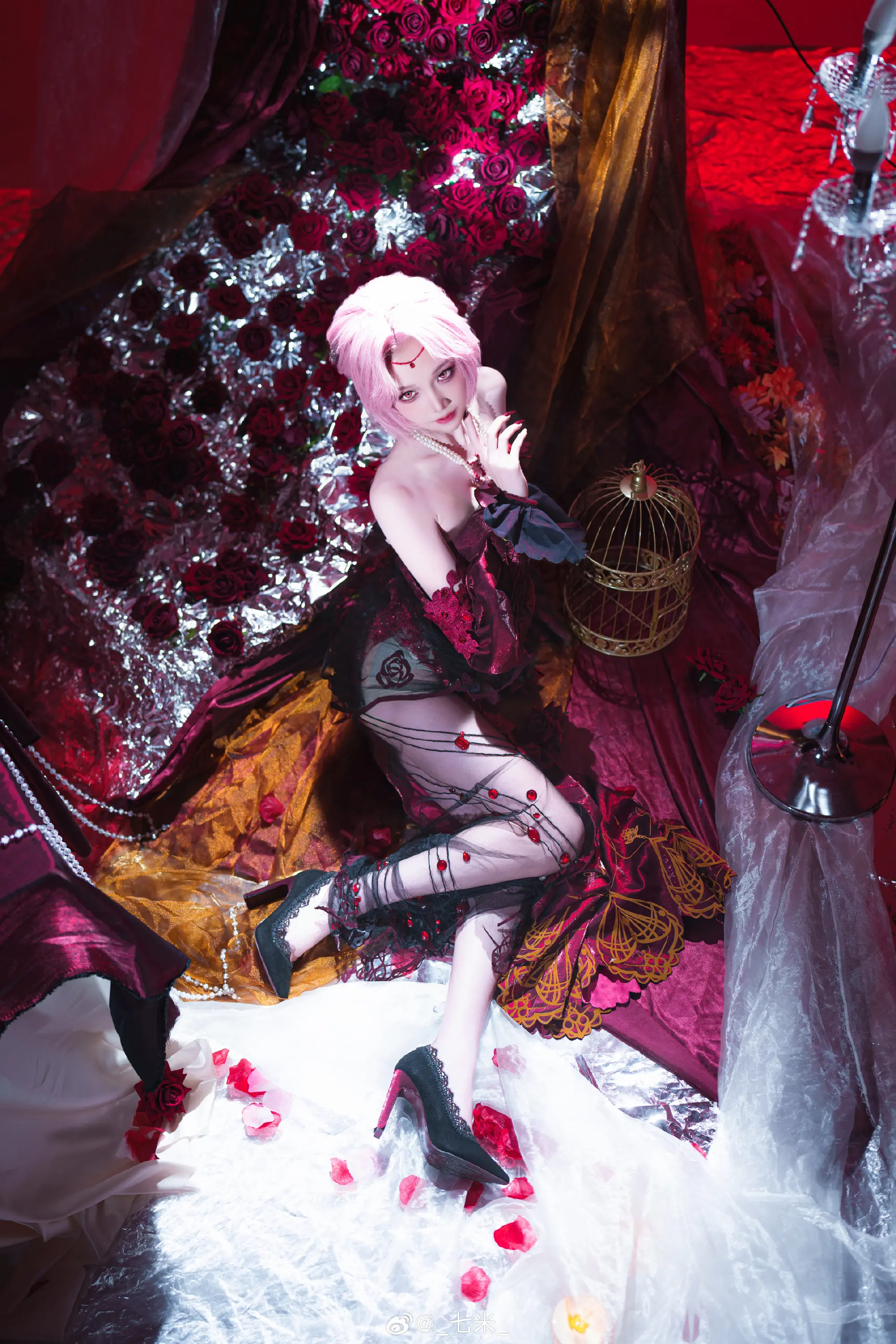 COSPLAY  一起来喝一杯么～？放心吧局长——这只是石榴汁而已。 无期迷途 切尔西伯爵·月隐奢情@_七米_ COSPLAY-第9张
