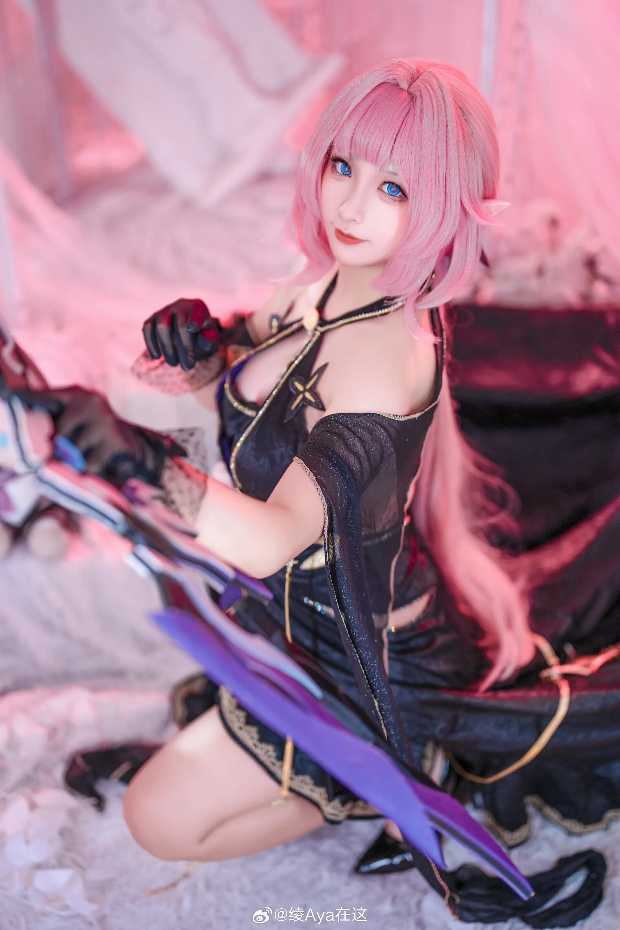COSPLAY 哎呀~你的心跳声，是不是在为我而加速呢 ♪ 崩坏3 爱莉希雅@绫Aya在这-公众号小姨ai