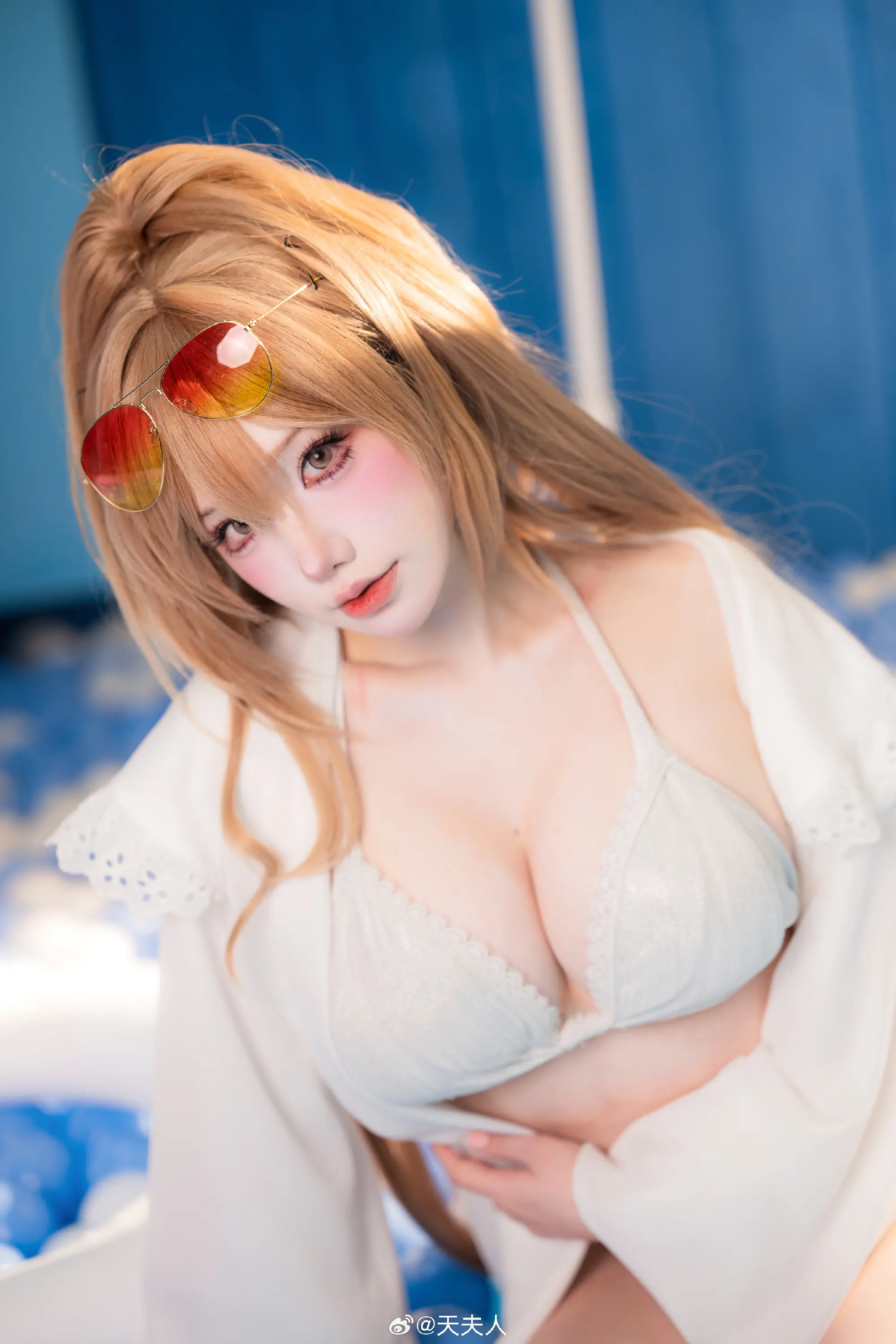 COSPLAY 你可以再靠近一些哦？碧蓝航线 狮换装 沙滩的慵懒主宰@天夫人-公众号小姨ai