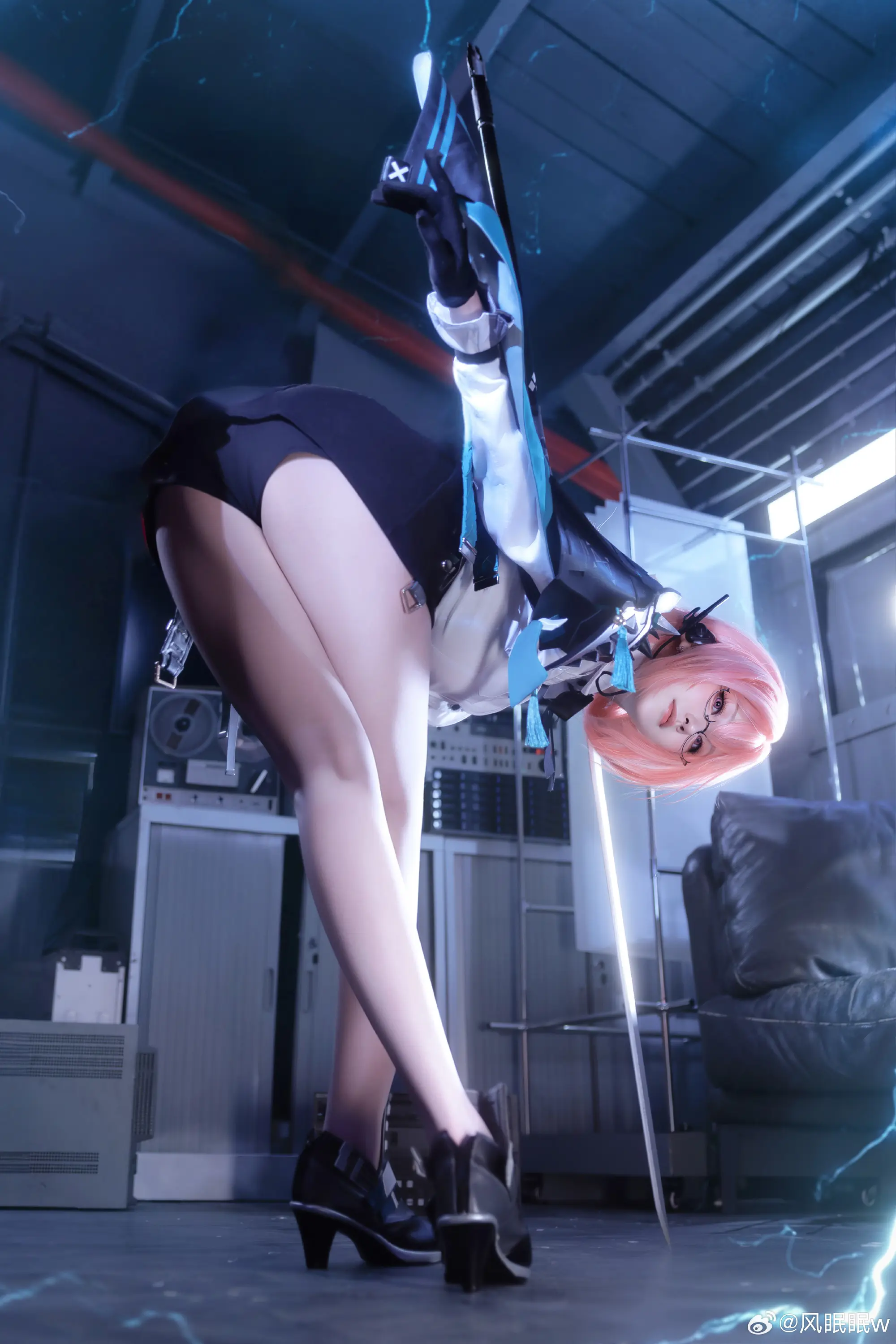 动漫Coser@风眠眠w 绝区零-公众号小姨ai