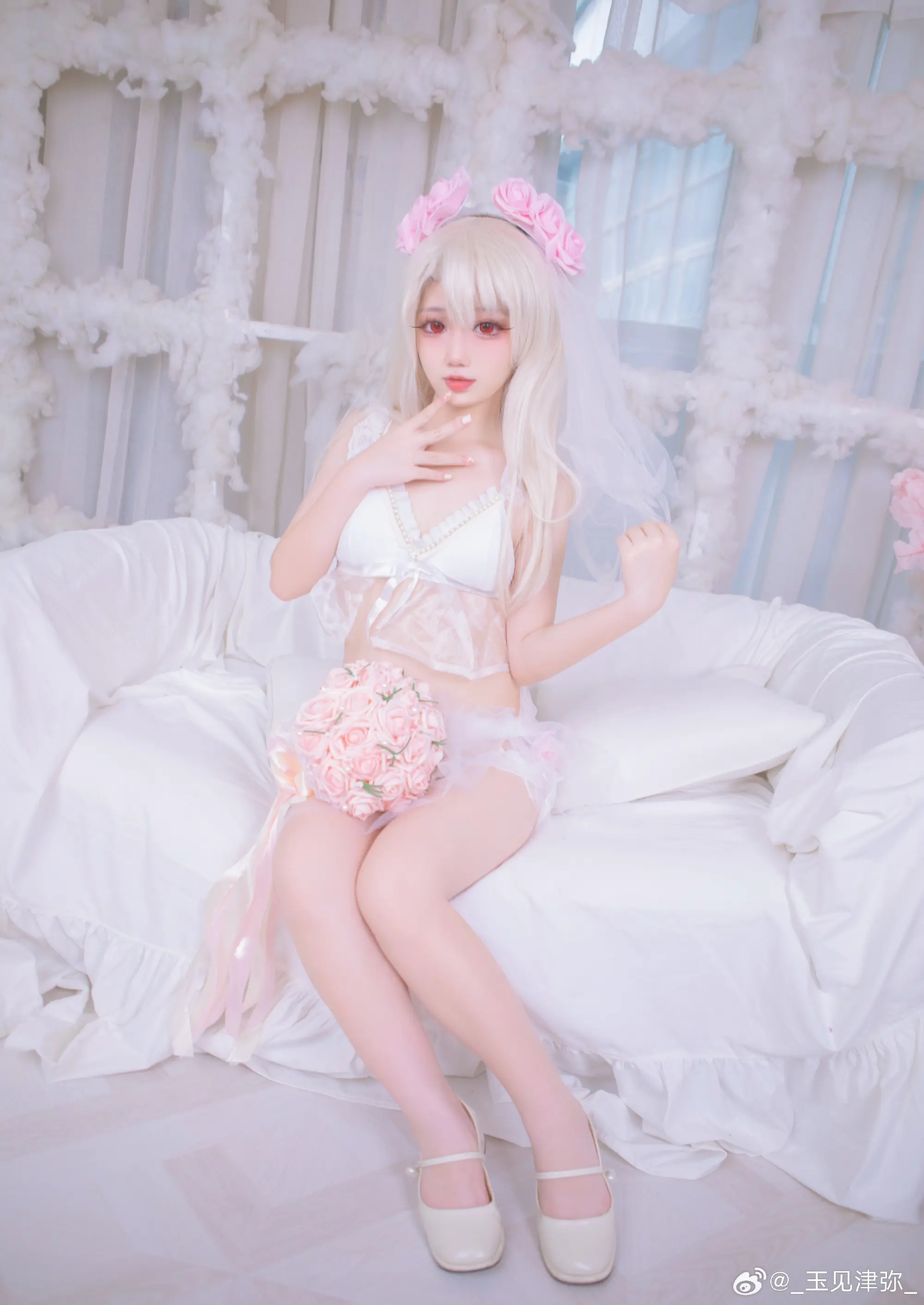 动漫Coser@_玉见津弥_ fgo-公众号小姨ai