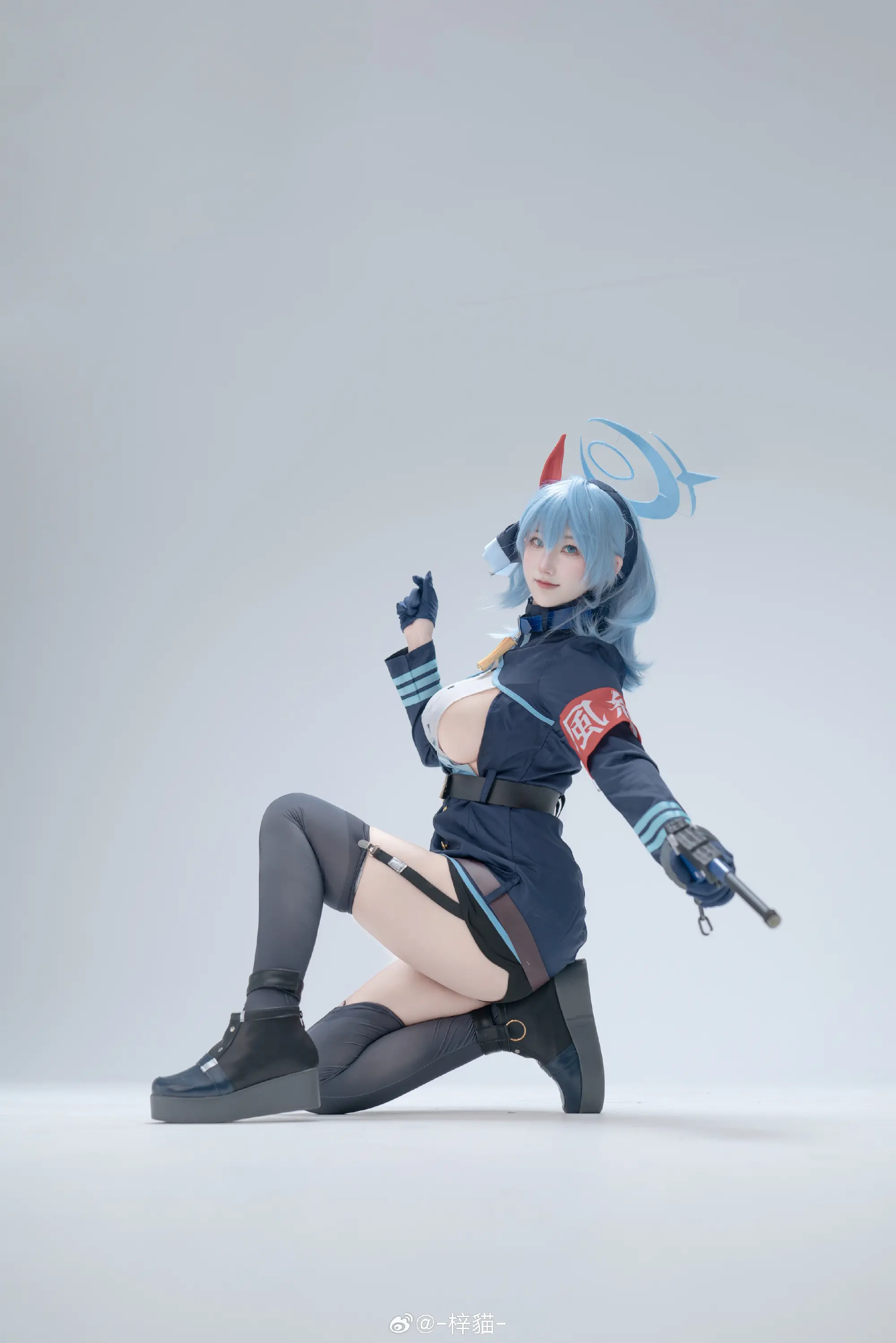动漫Coser@-梓貓- 蔚蓝档案-公众号小姨ai