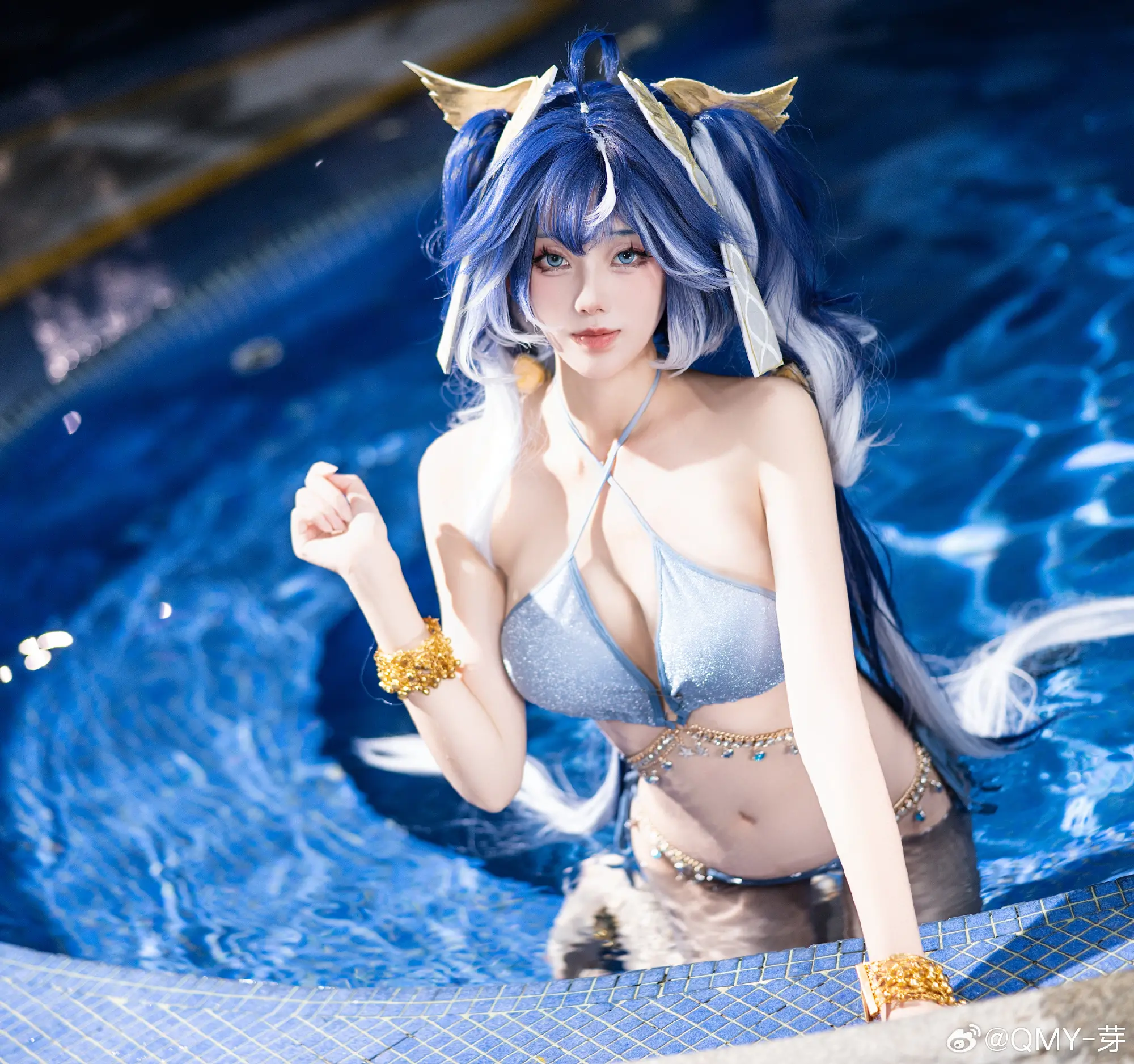 动漫Coser@QMY-芽 鸣潮-公众号小姨ai