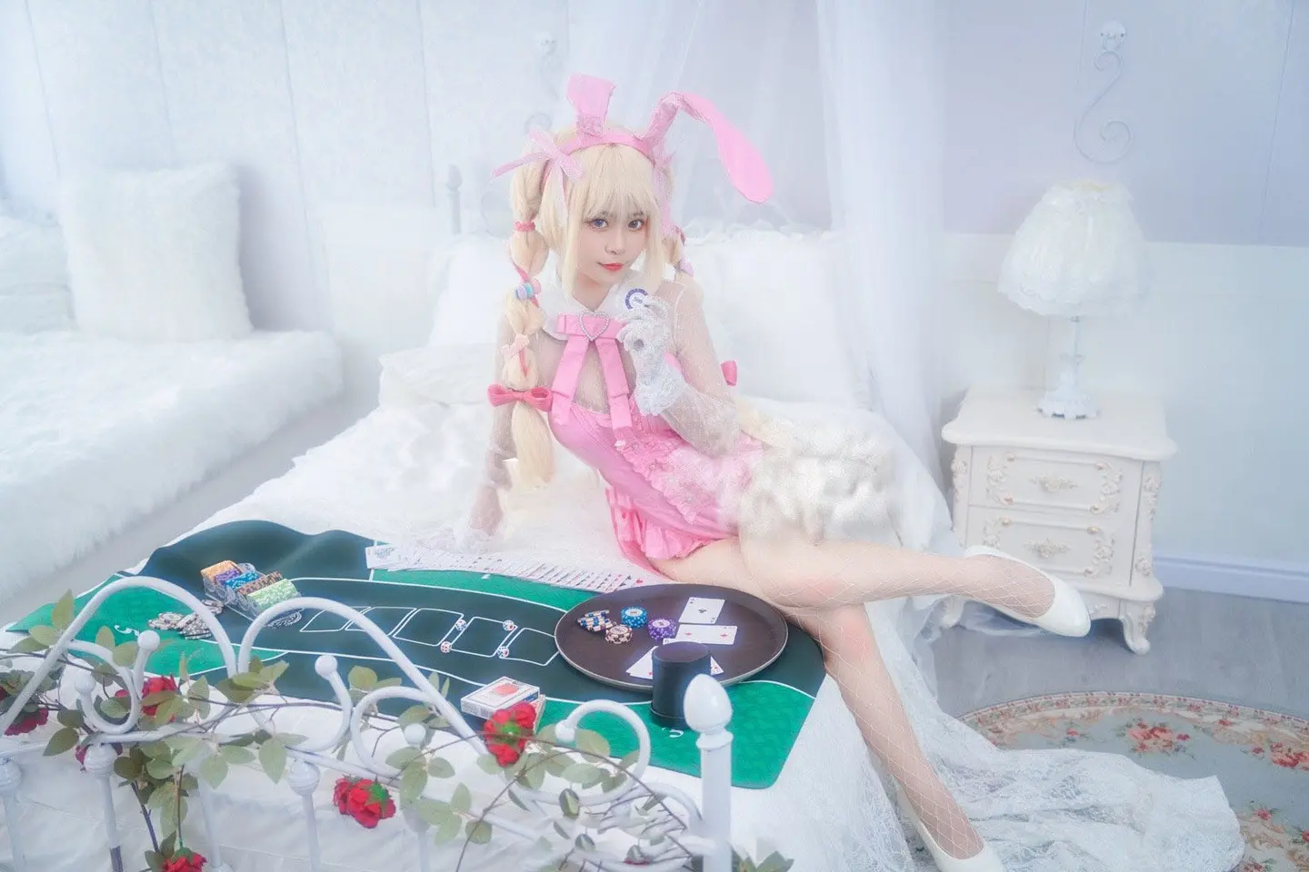马卡龙兔女郎cosplay-公众号小姨ai