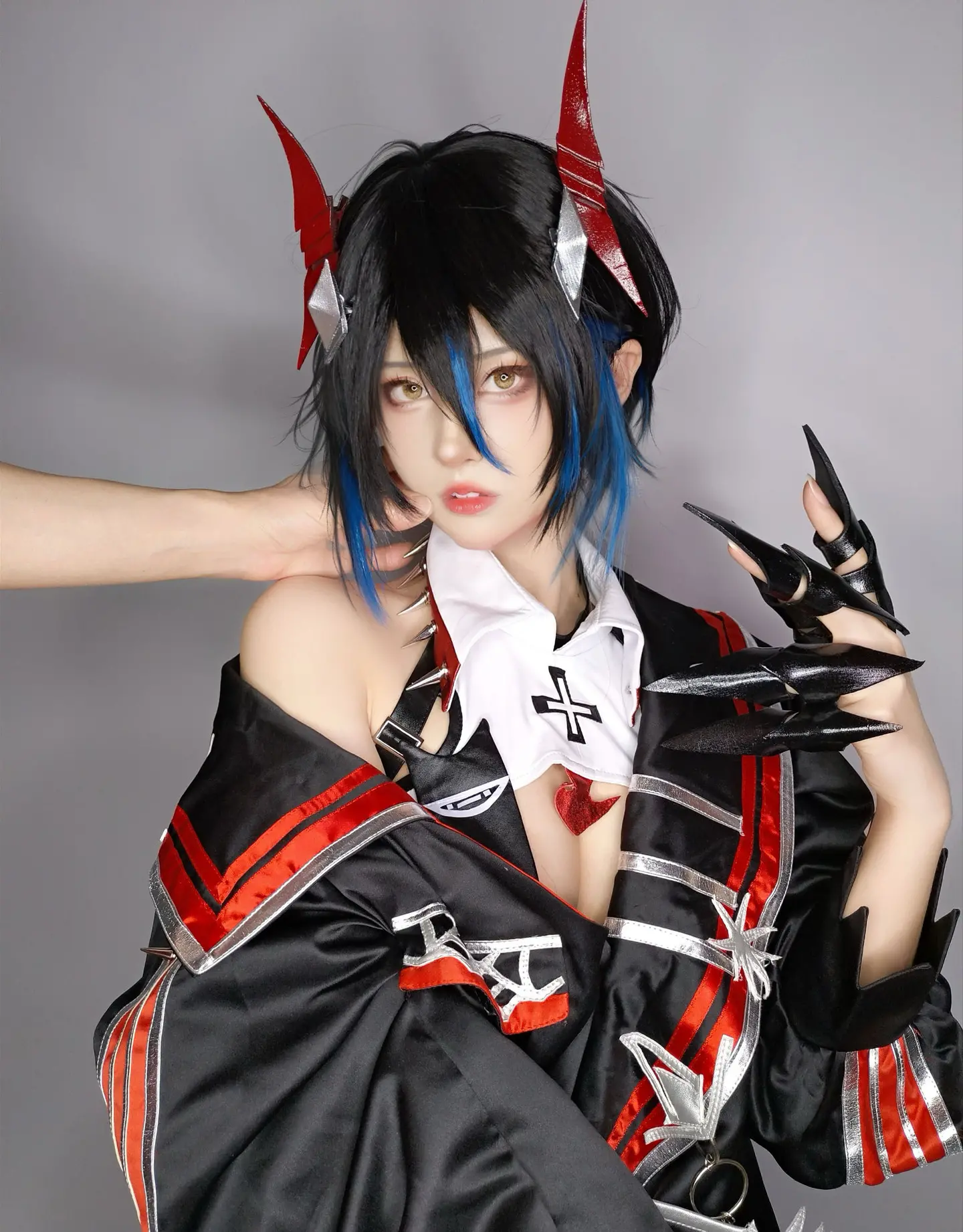 《碧蓝航线》胡藤cosplay ​​​-公众号小姨ai