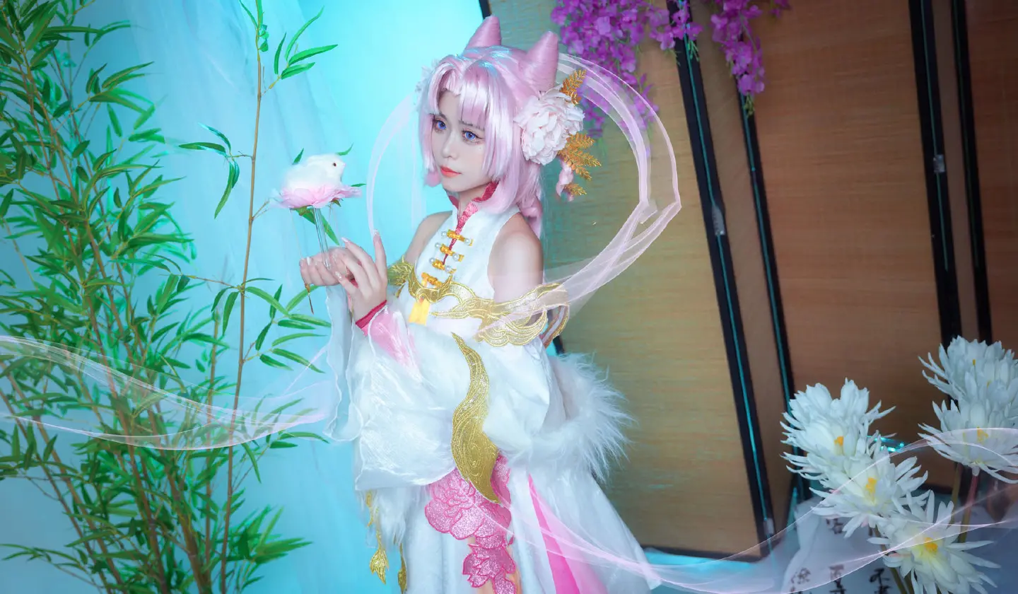 《王者荣耀》 嫦娥cosplay-公众号小姨ai