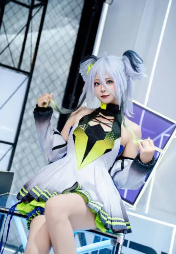 《交错战线》雷克斯cosplay-公众号小姨ai