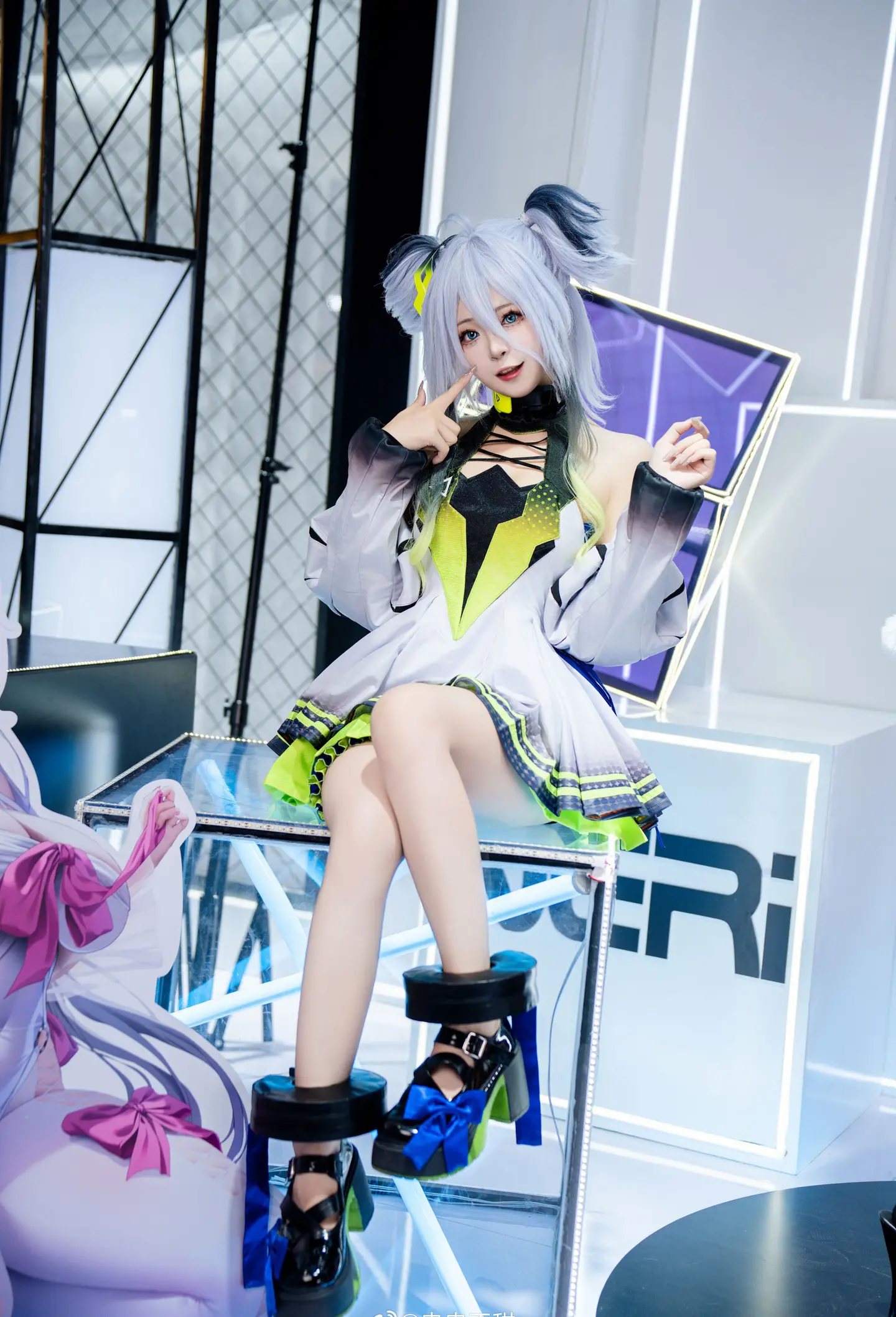《交错战线》雷克斯cosplay-公众号小姨ai